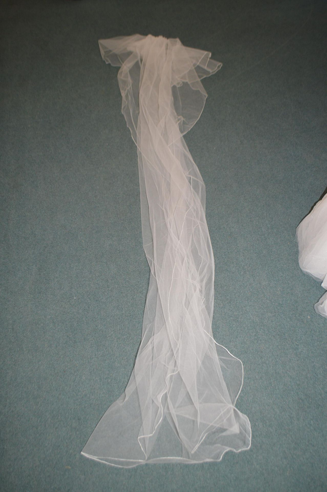 Full Length Bridal Veil by On Vogue