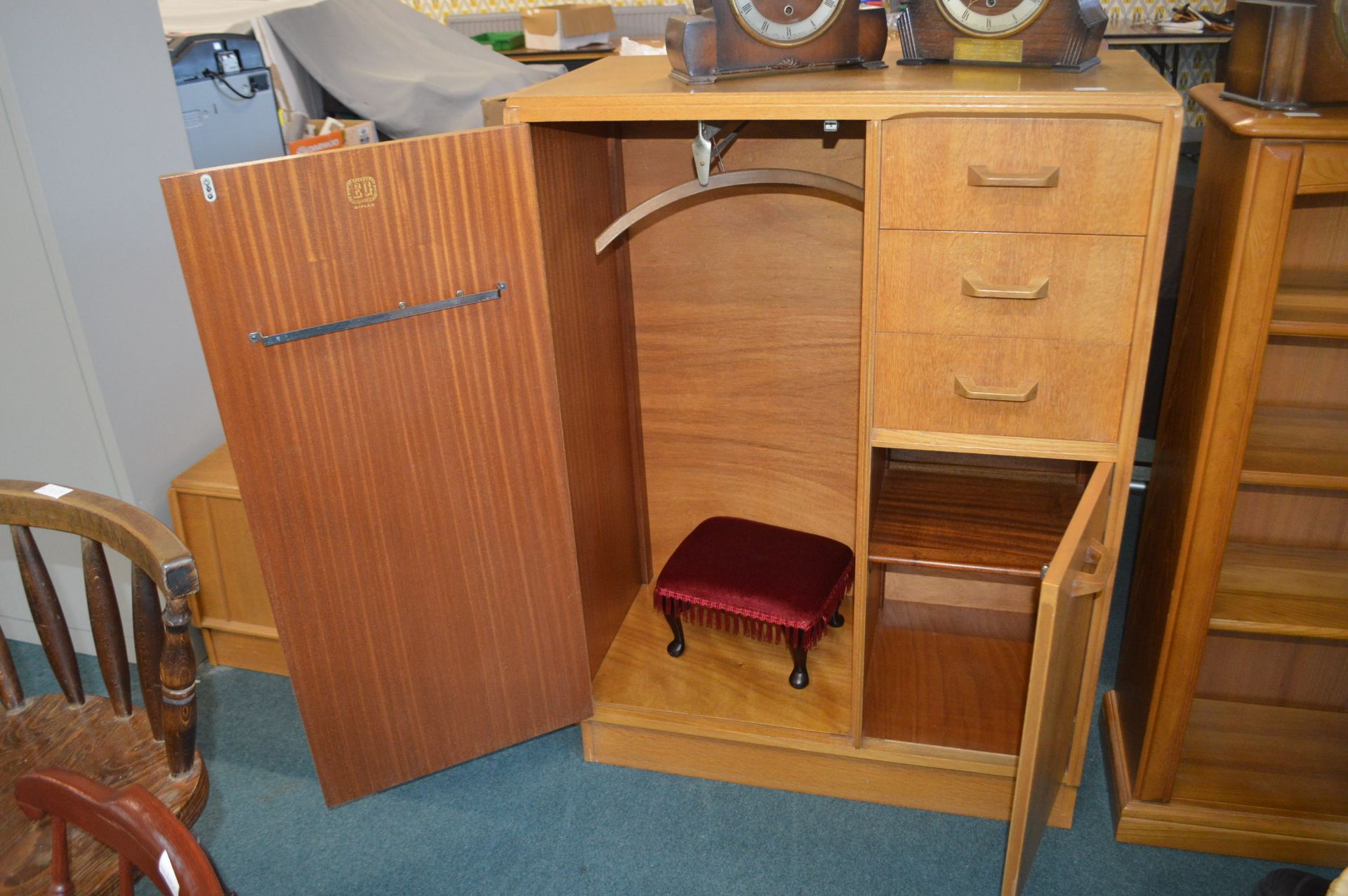 1960's Single Wardrobe and Matching Blanket Box - Image 2 of 2