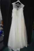 Victoria Kay Ivory Wedding Dress Size: 16