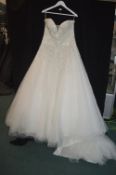 Wedding Dress in Ivory by Madelene Gardner Size: 1
