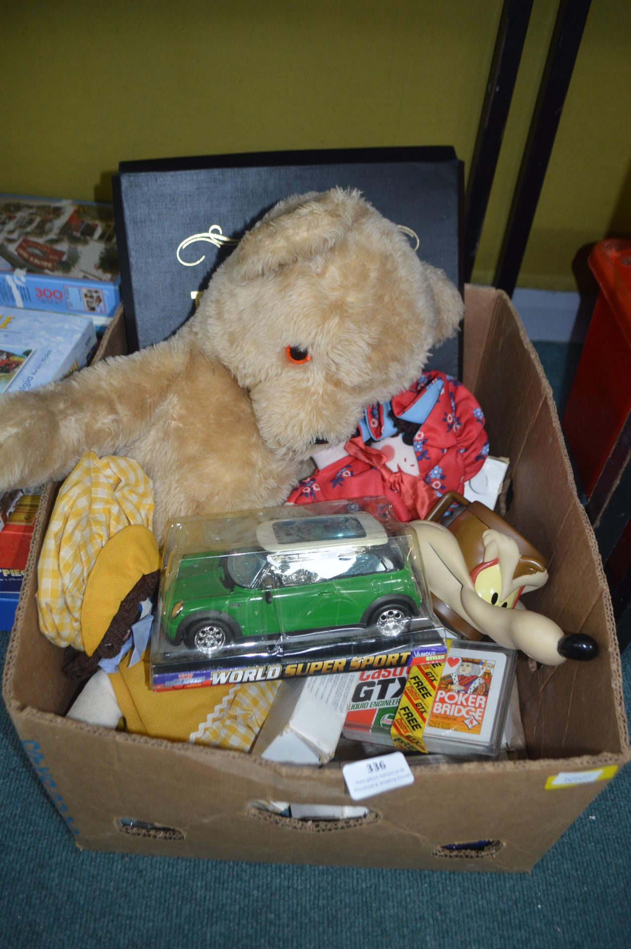 Soft Toys, Diecast Cars, etc.