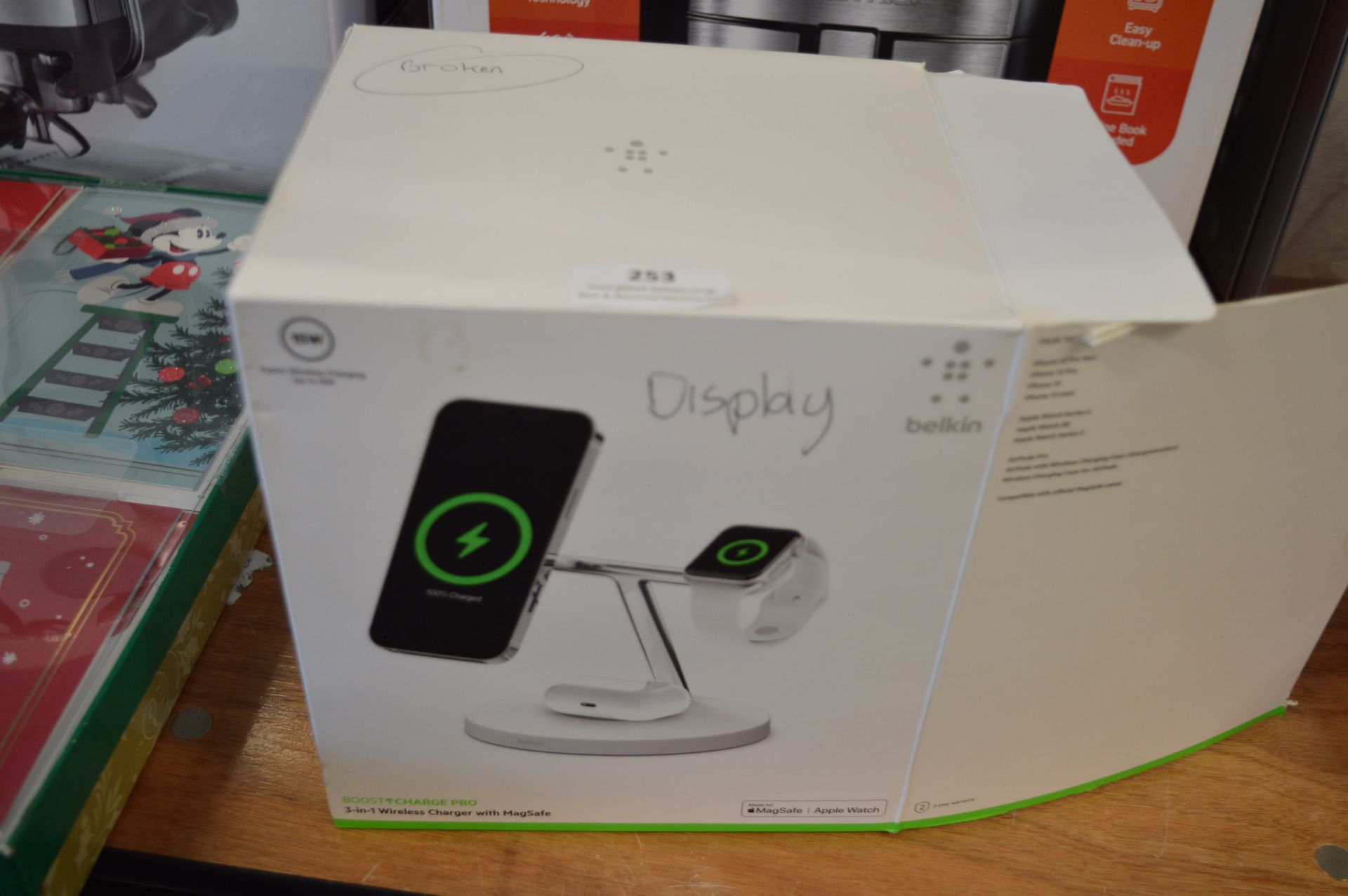 *Belkin 3-in-1 Wireless Charger (ex display)