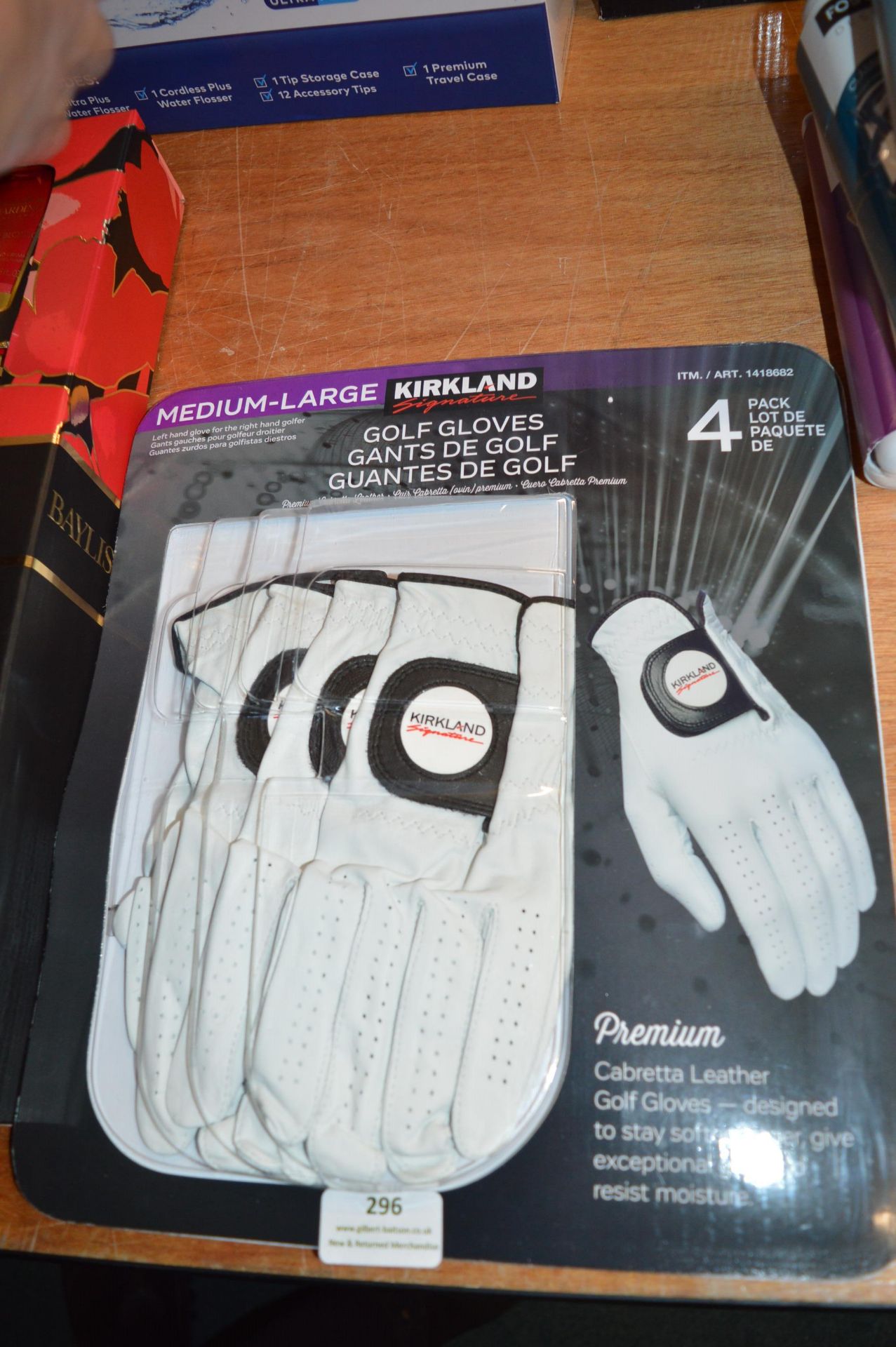 *Kirkland Golf Clubs 4pk Size: M/L