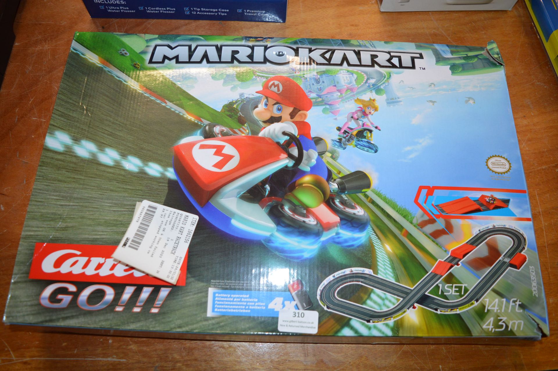 *Carrera Mario Kart Race Track Set