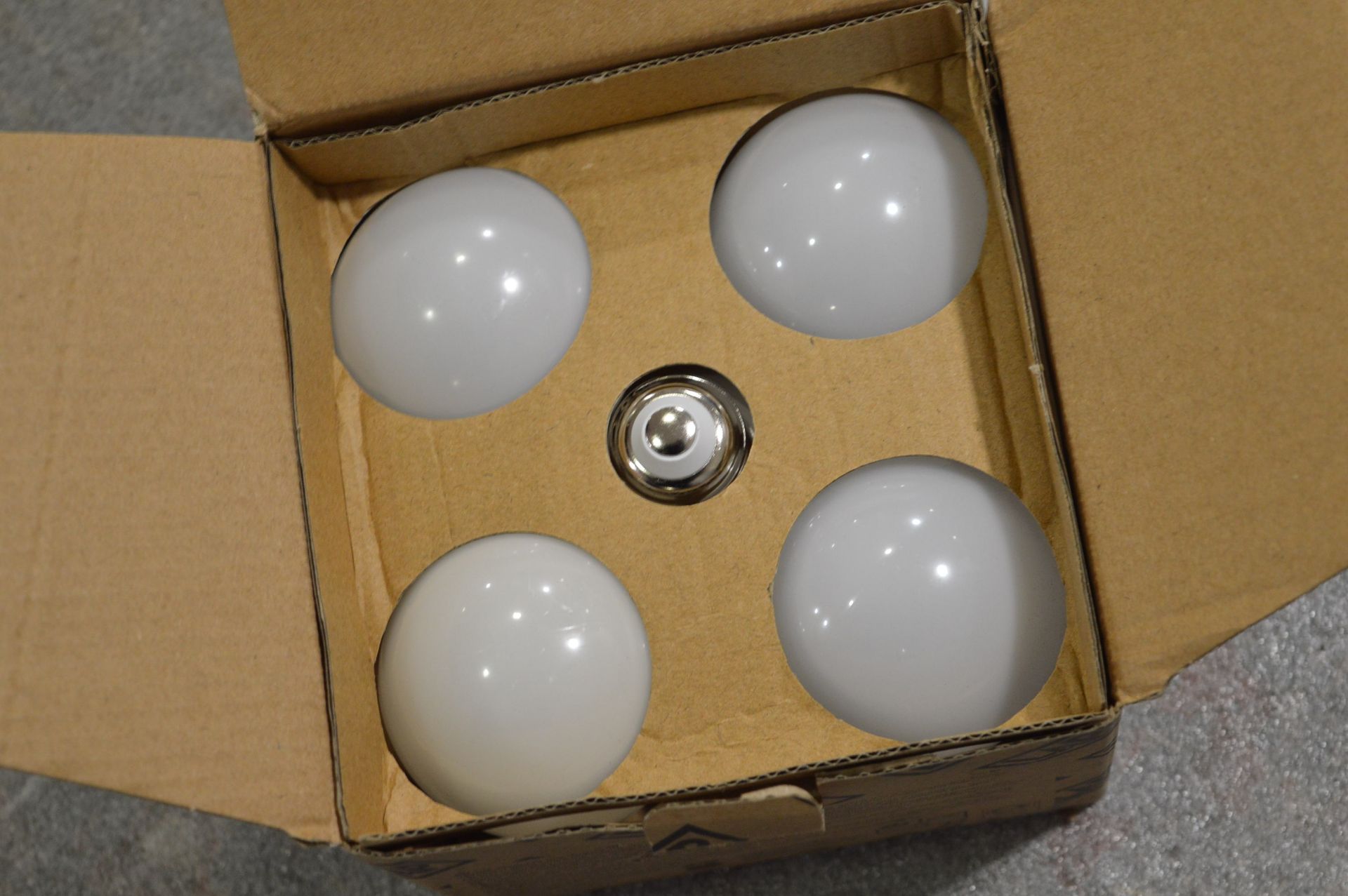 *Three Assorted Packs of 5 Lightbulbs - Image 2 of 3