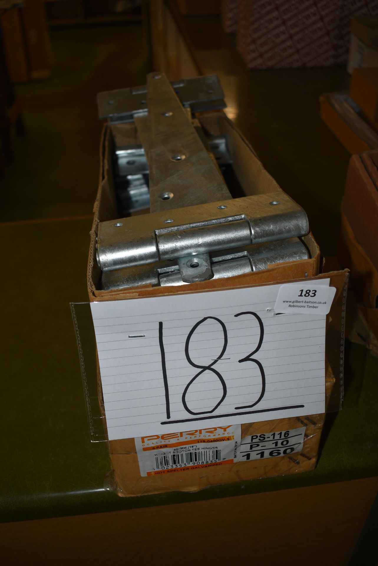 *Pairs of Galvanised Heavy Duty T-Hinges (4x 12”, 2x 14”, 5x 16”)