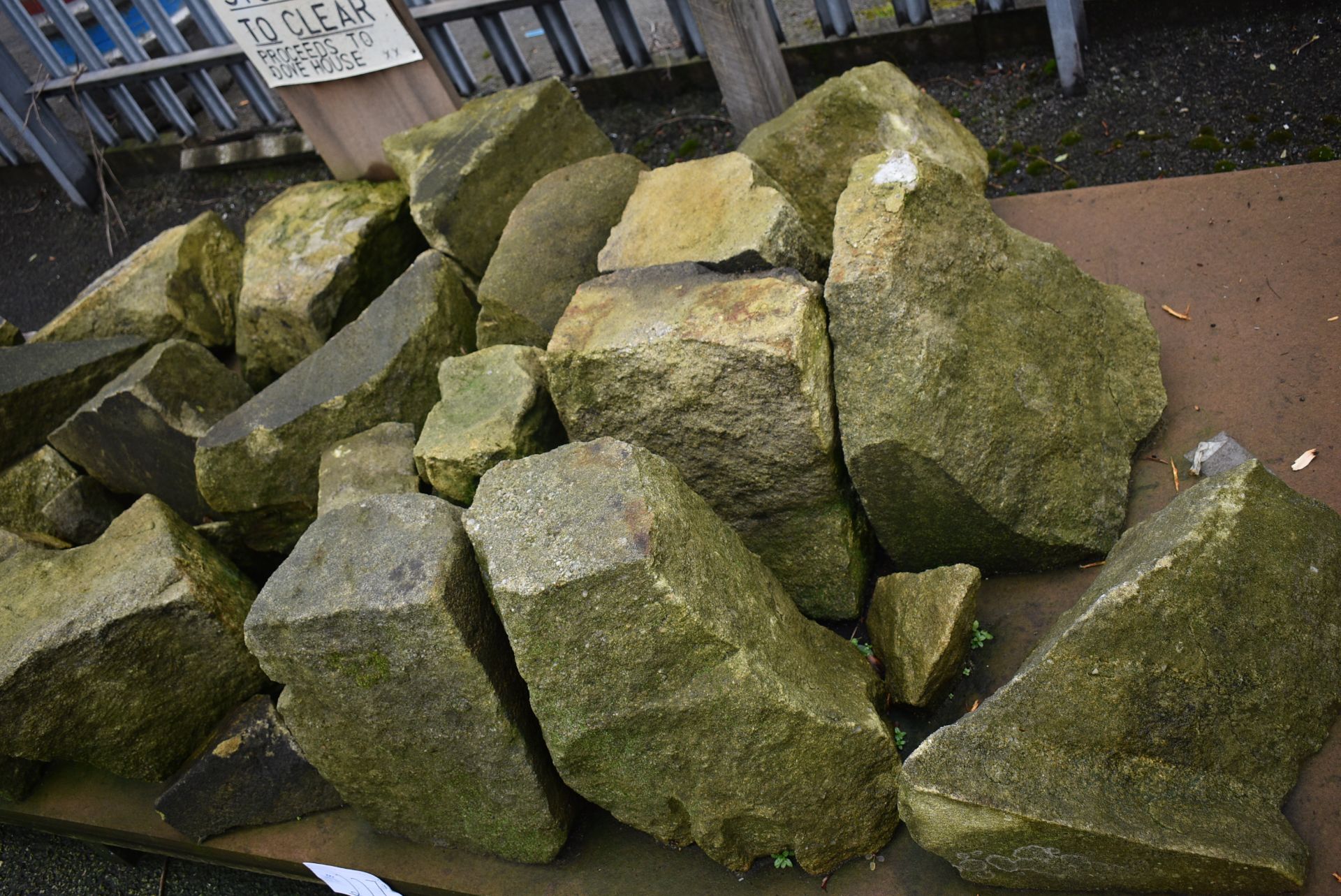 *Pallet of Sandstone Rocks - Image 2 of 2