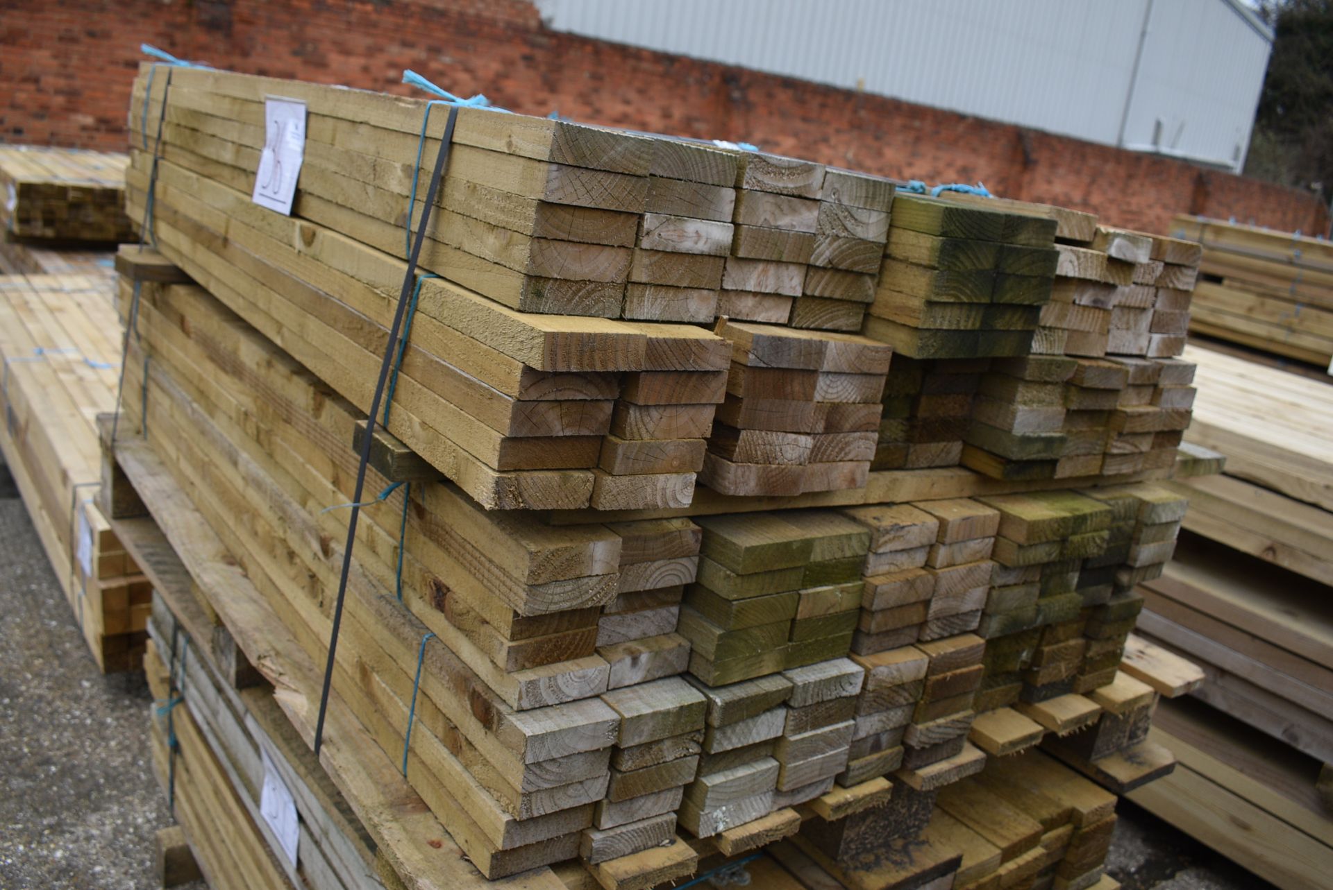 *1.2m 21x75mm Sawn Green Treated Palings (~240m total)