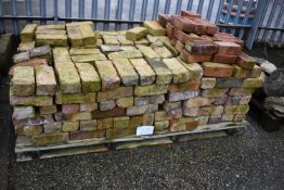 *Pallet of Reclaimed Bricks ~300 (Renovation)