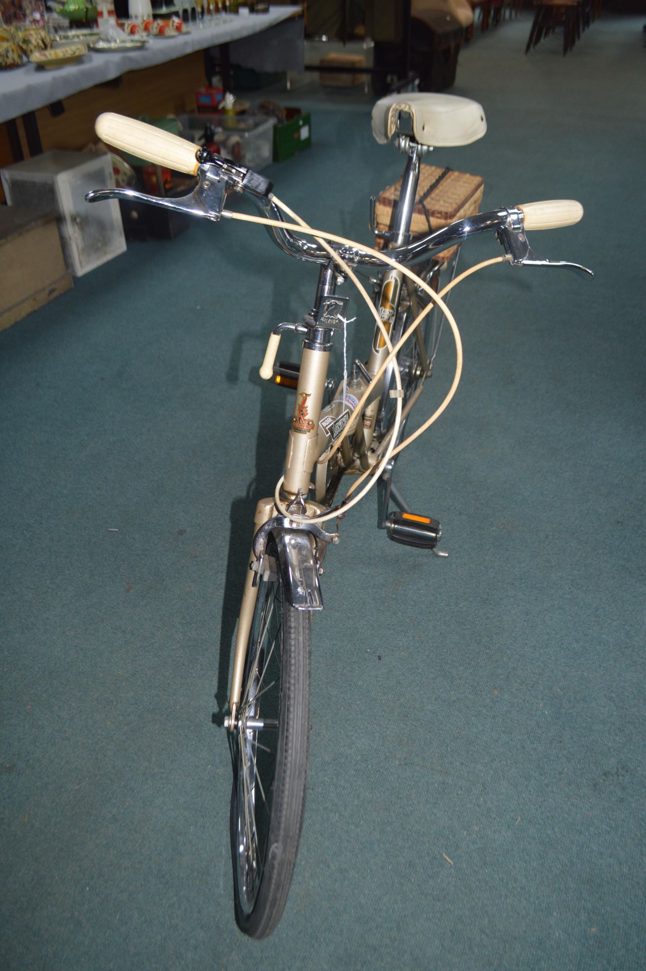 Raleigh Stowaway Folding Bicycle - Image 3 of 4