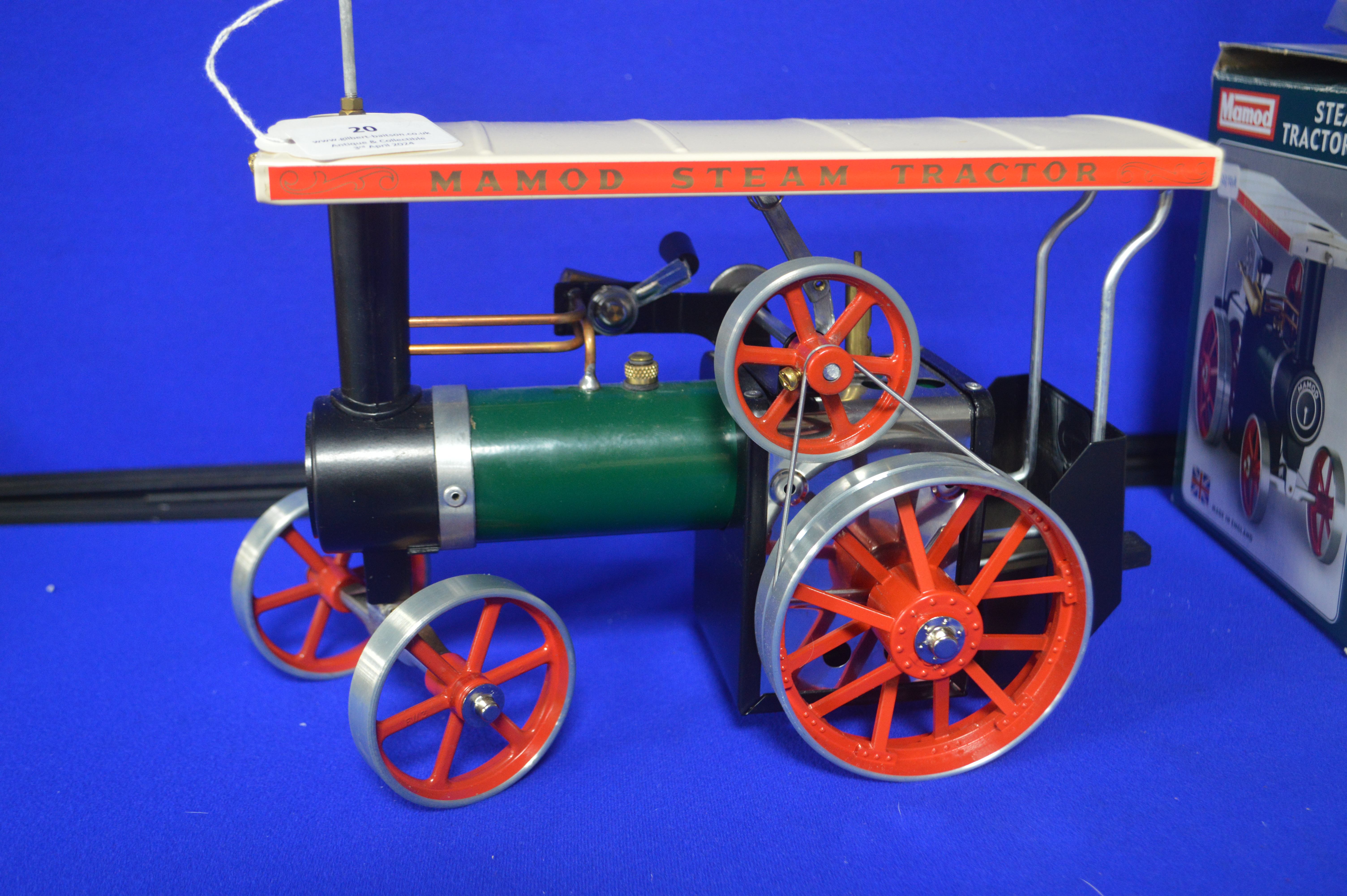 Mamod TE1A Steam Tractor in As New Condition with Packaging and Accessories - Image 3 of 3