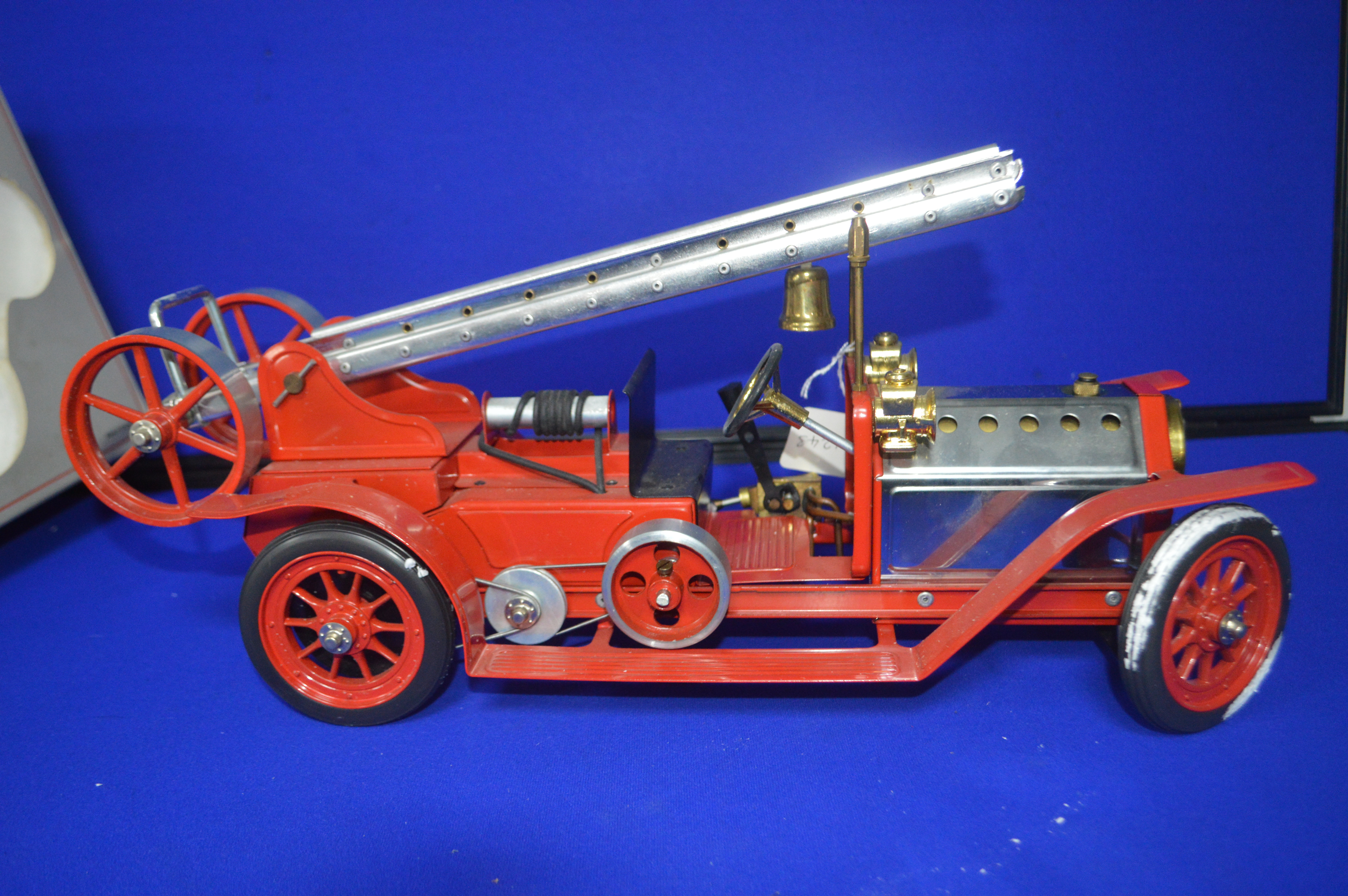 Mamod Live Steam Fire Engine with Packaging - Image 4 of 5