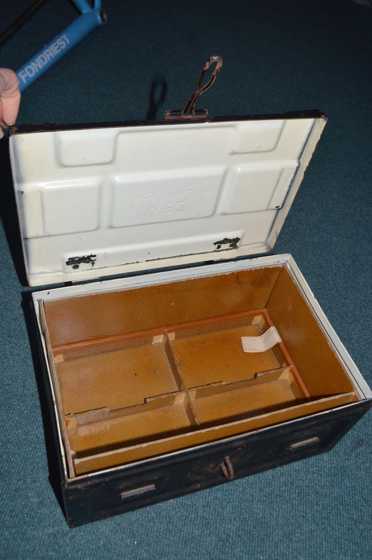 1941 Wartime Ammunition Box - Image 2 of 2