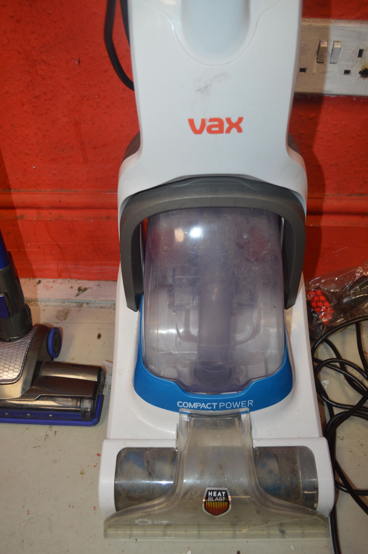 *Vax Compact Power Carpet Cleaner