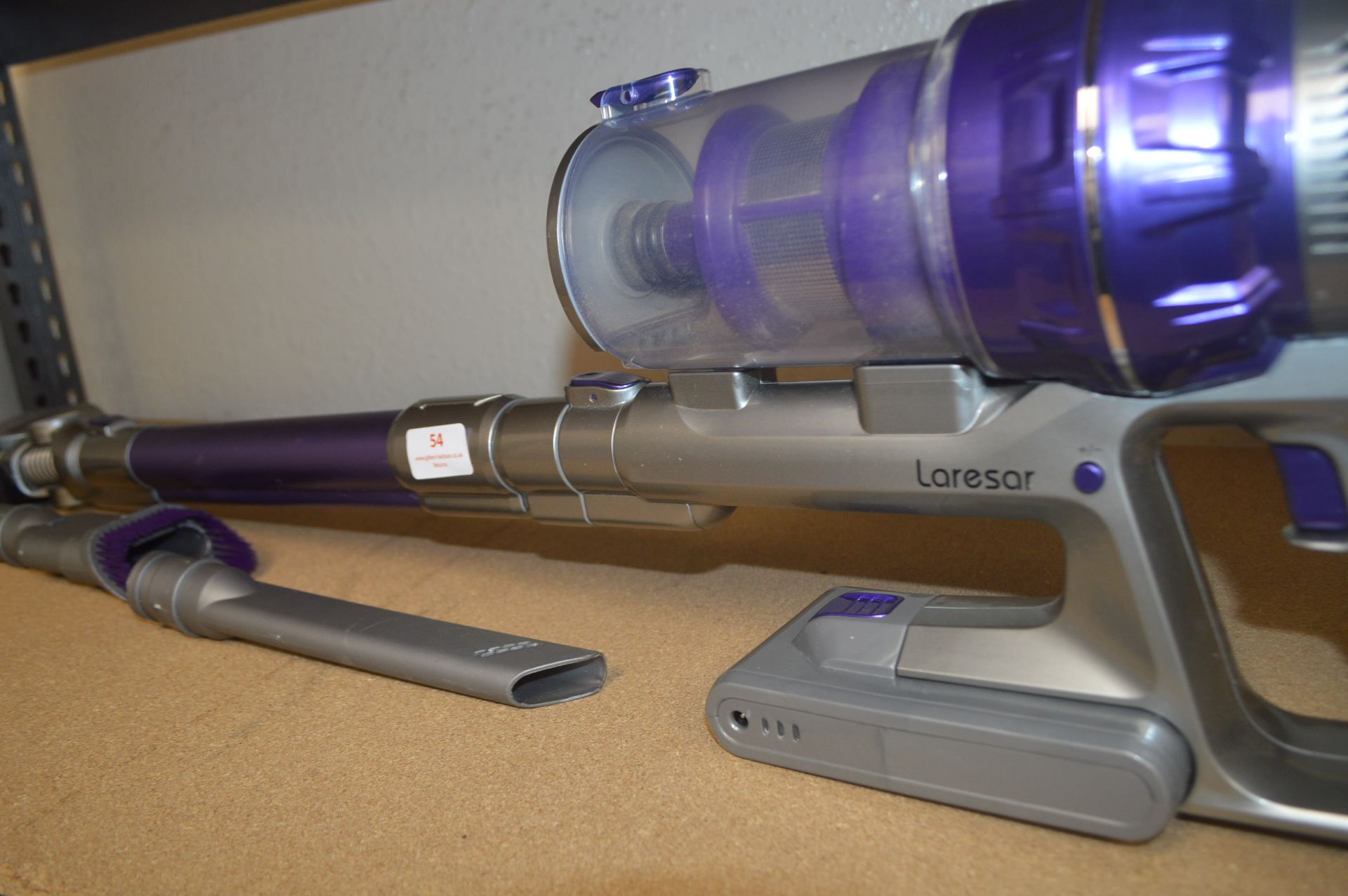 *Laresar Cordless Vacuum Cleaner