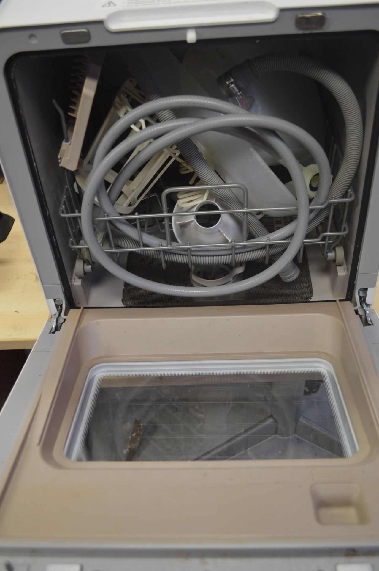 *Comfy Tabletop Dishwasher - Image 2 of 2