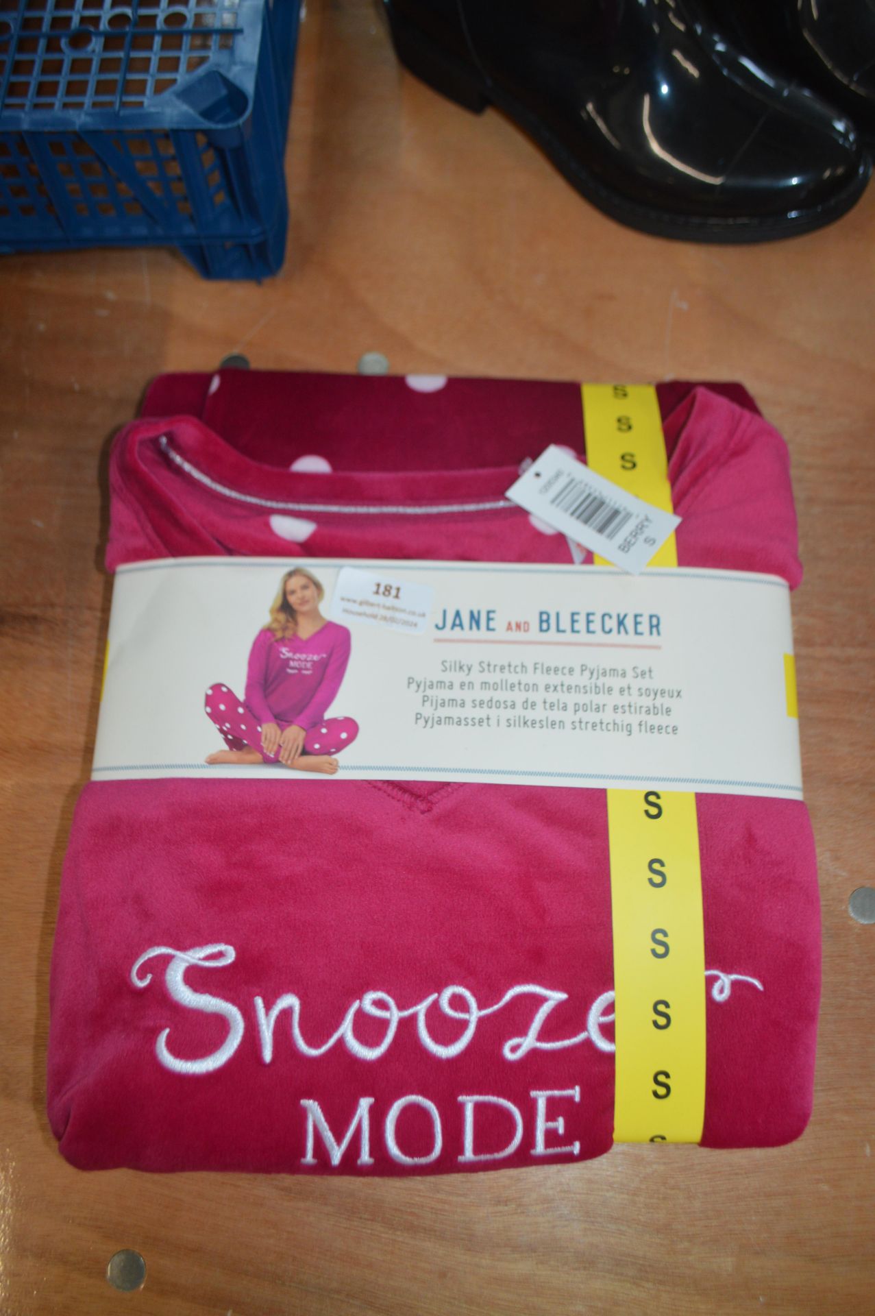 *Jane & Bleeker Pyjama Set