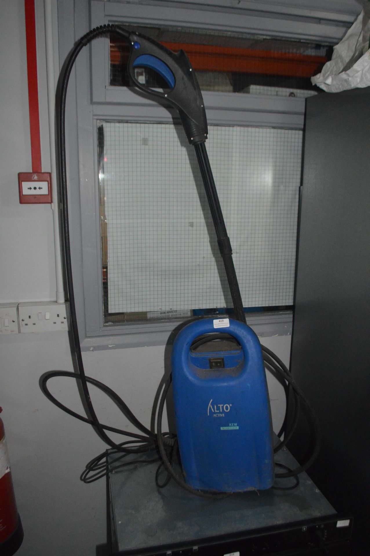 Alto Pressure Washer