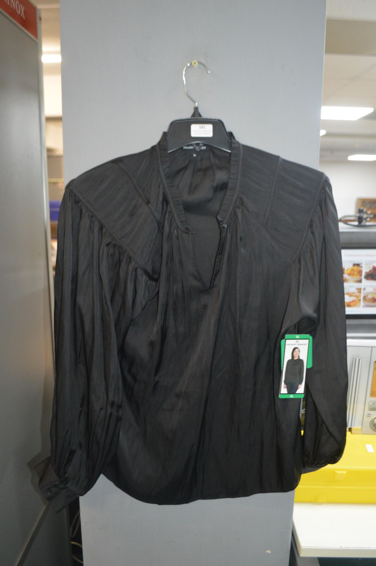 *Hilary Radley Lady's Black Blouse Size: XL