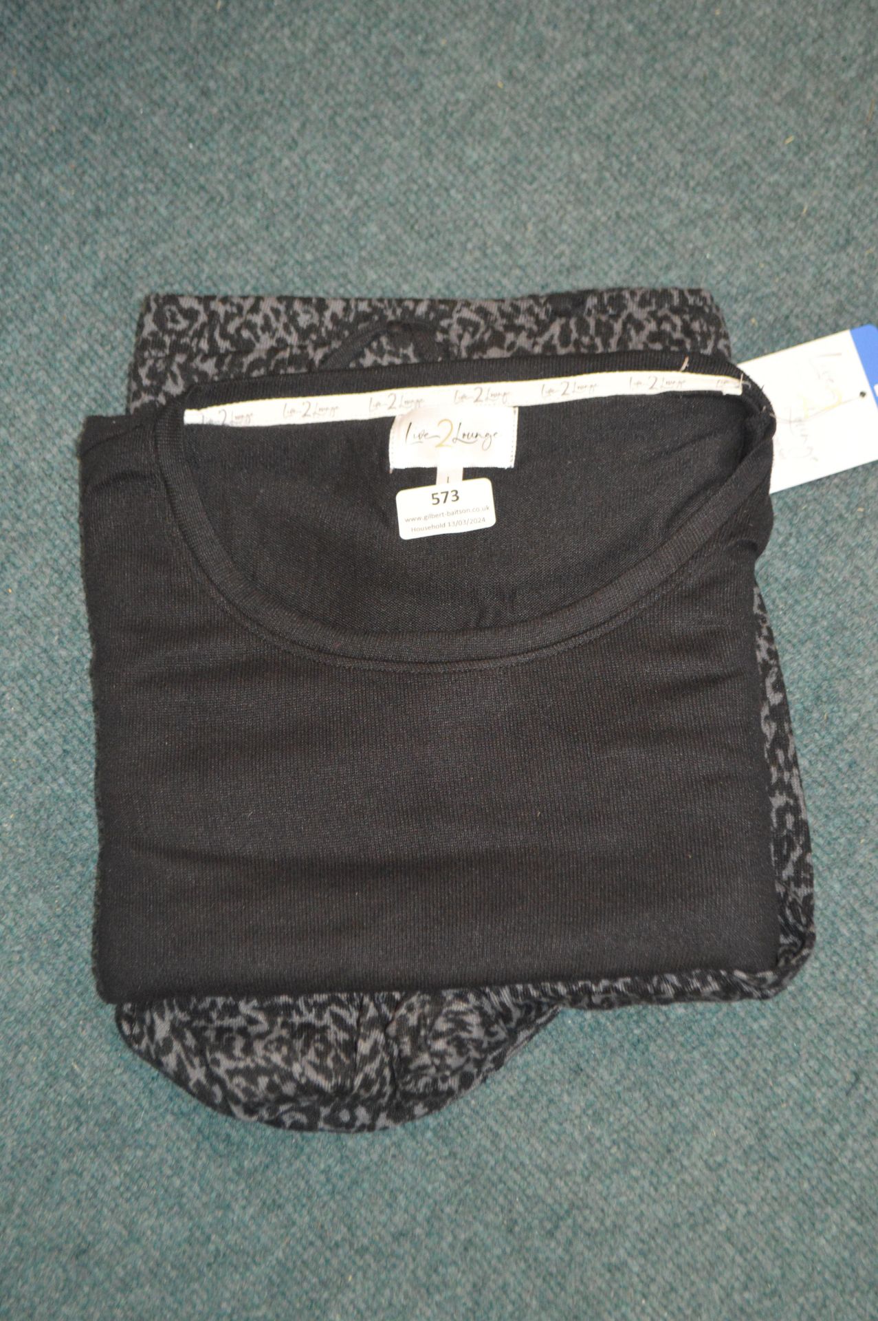 *Live to Lounge 2pc Lounge Size: L