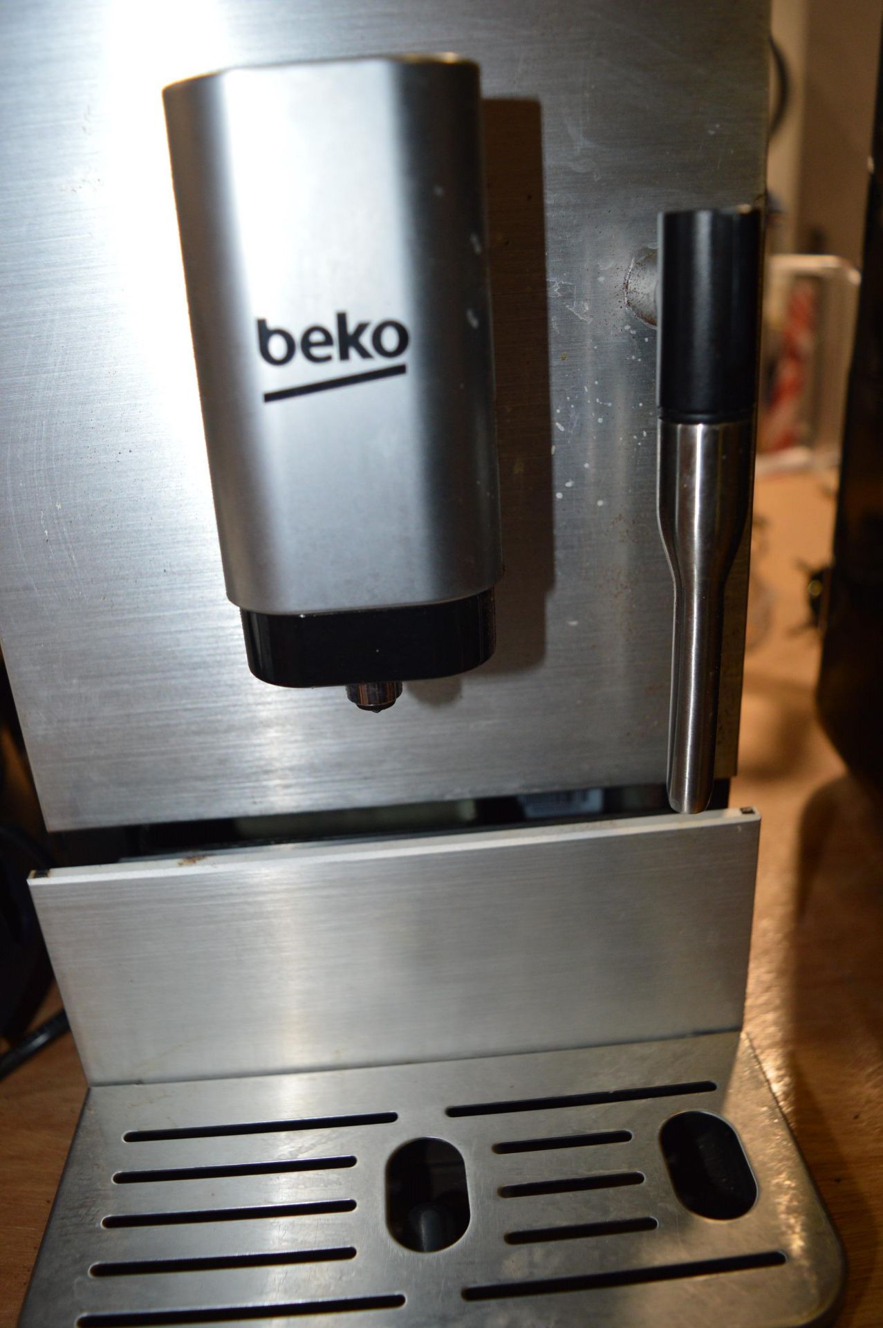 *Beko Coffee Machine - Image 2 of 2