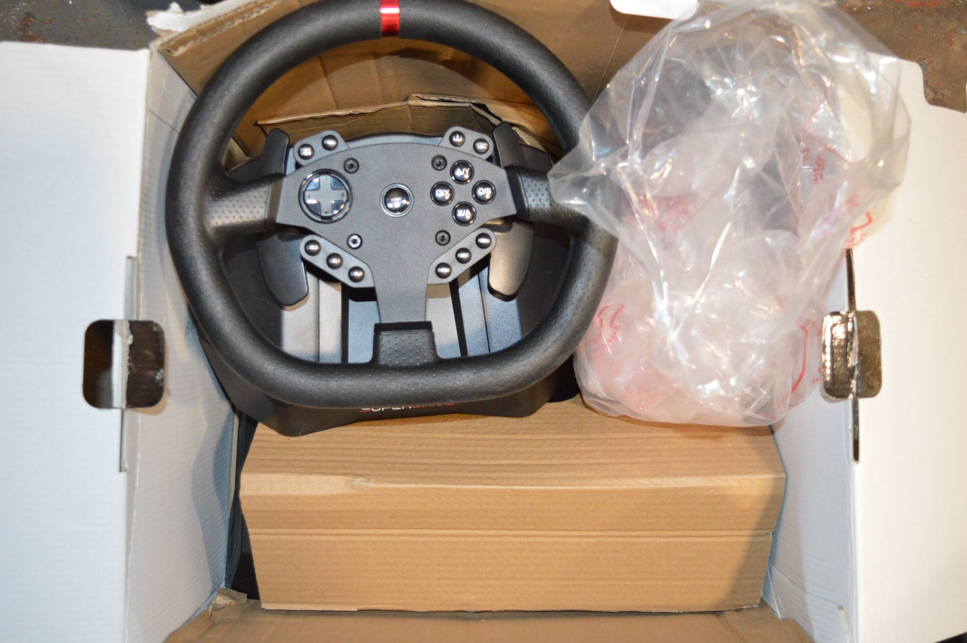 *Super Drive G950-X Steering Wheels - Image 2 of 2