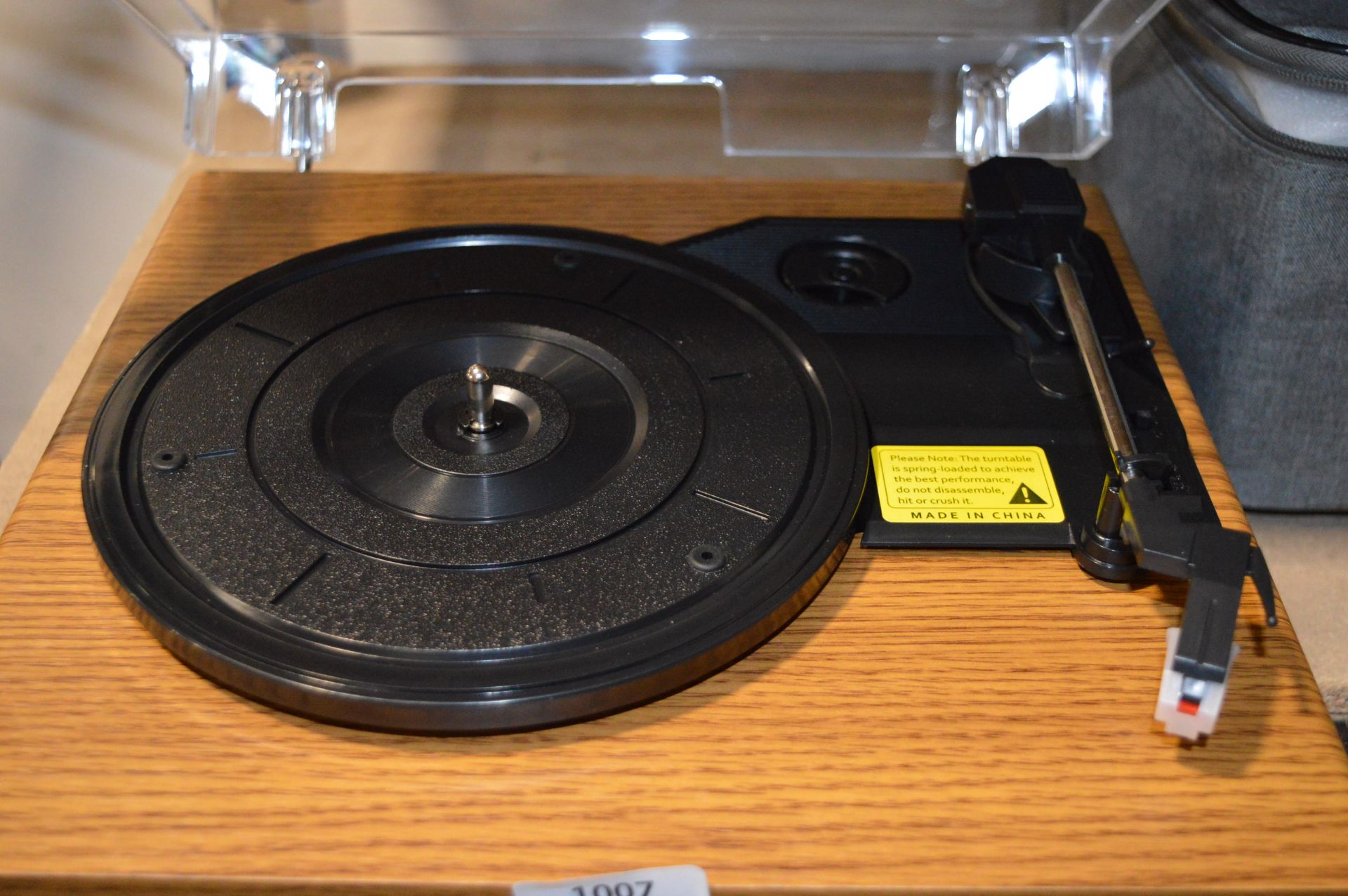 *Retro Style Record Player - Image 3 of 3
