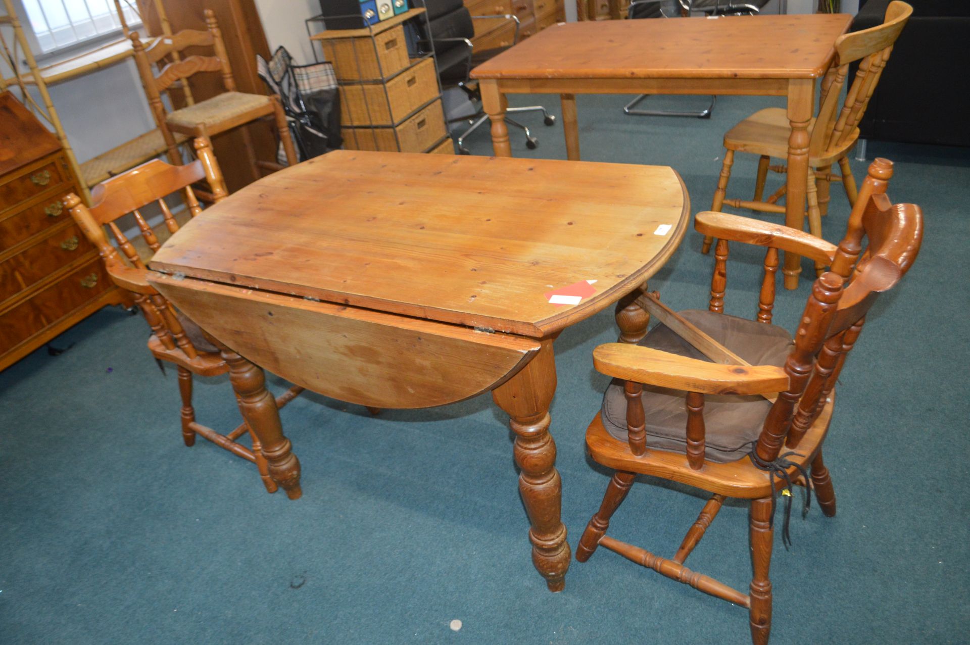 Pine Drop Circular Kitchen Table with Two Chairs