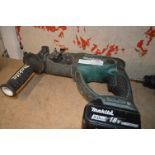 *Makita DHR202 Hammer Drill with Battery