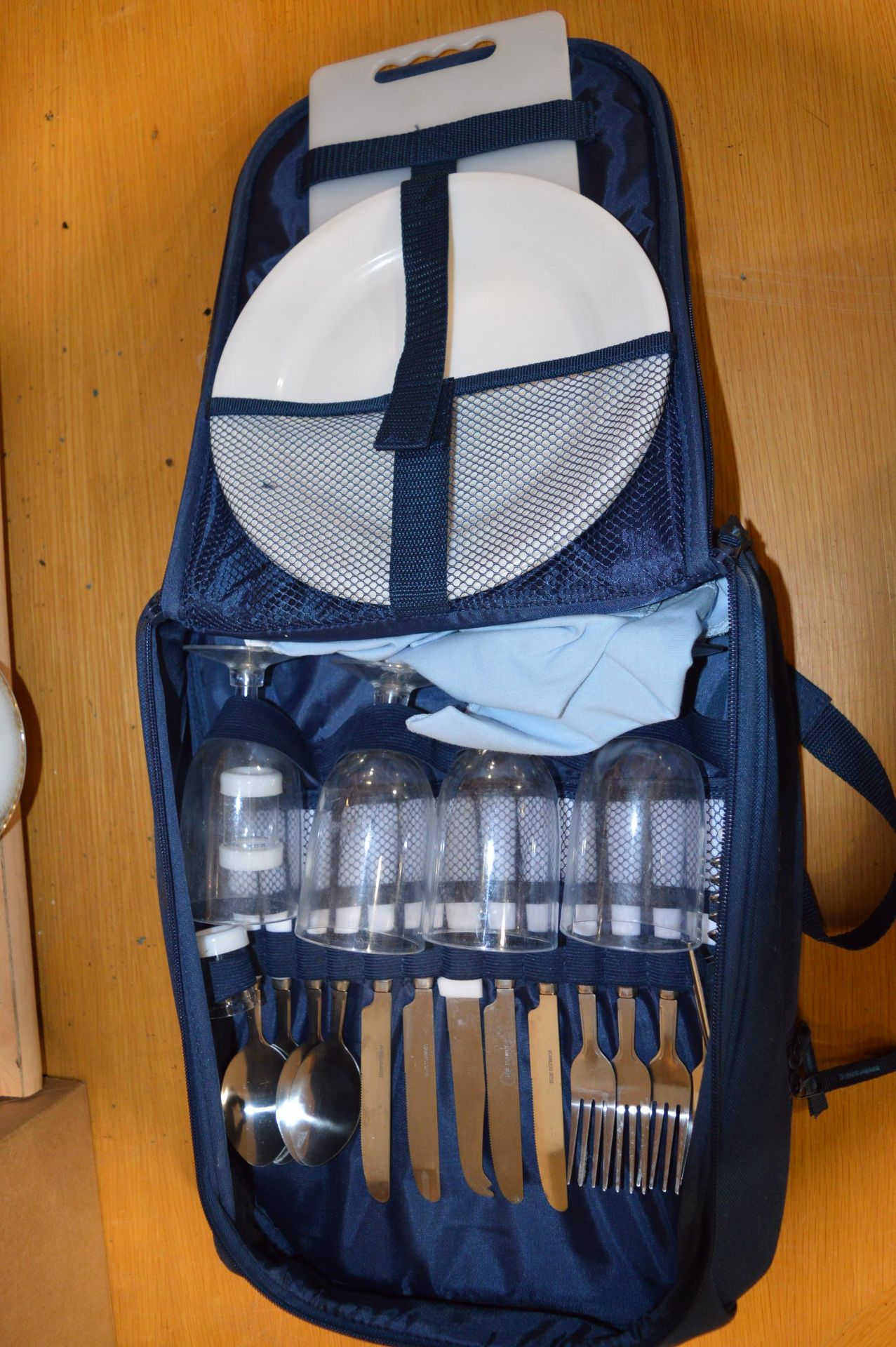 Higear Picnic Set in Bag