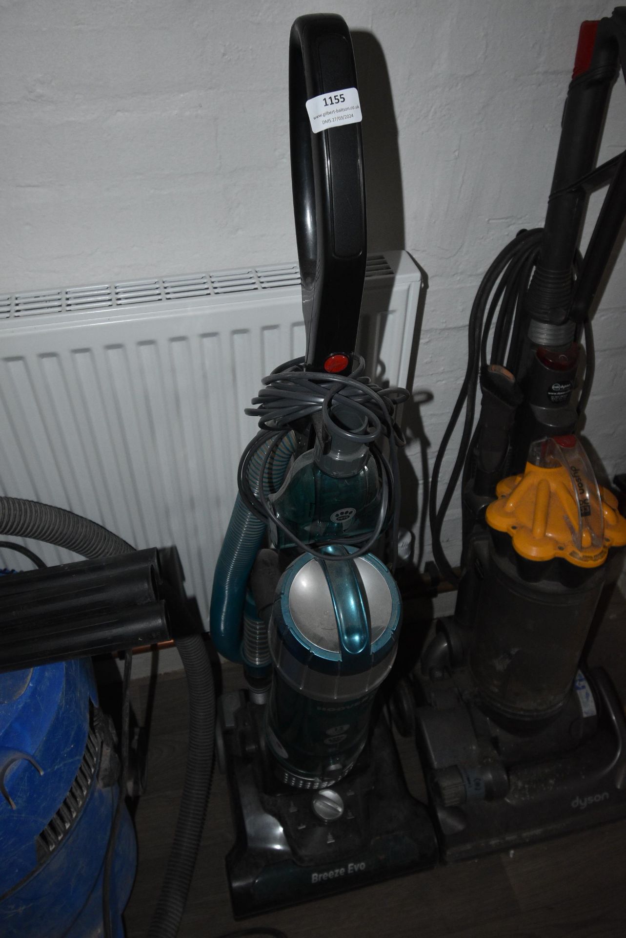 *Hoover Upright Vacuum Cleaner (Location: 64 King Edward St, Grimsby, DN31 3JP, Viewing Tuesday