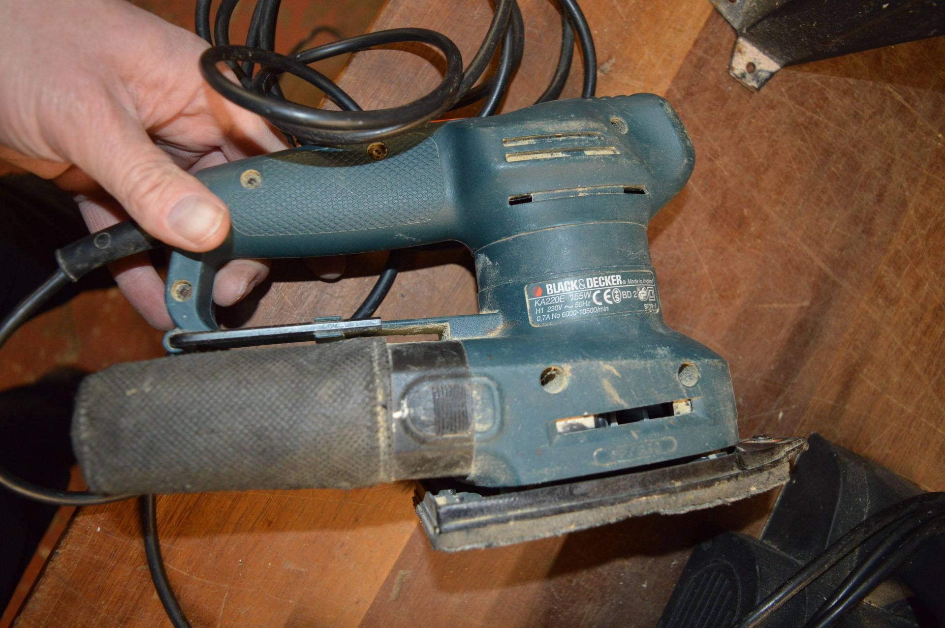 Black & Decker 240v Sander - Image 2 of 2