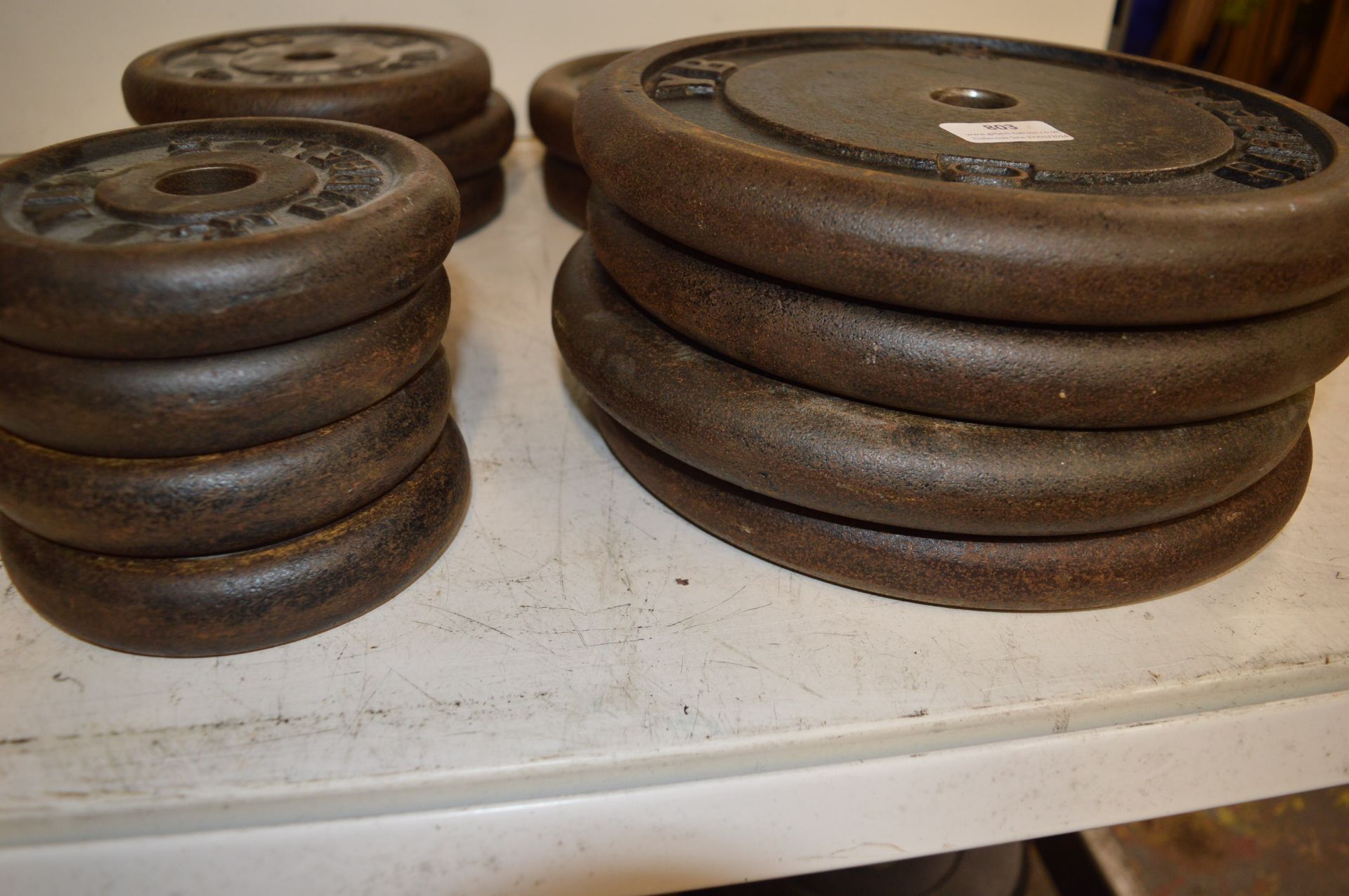 Barbell Weights, 4x 2.5kg, 3x 5kg, 2x 7.5kg, and 4 - Image 2 of 2