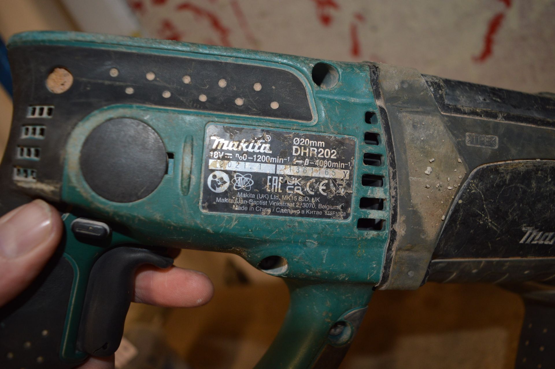 *Makita DHR202 Hammer Drill with Battery - Image 2 of 2