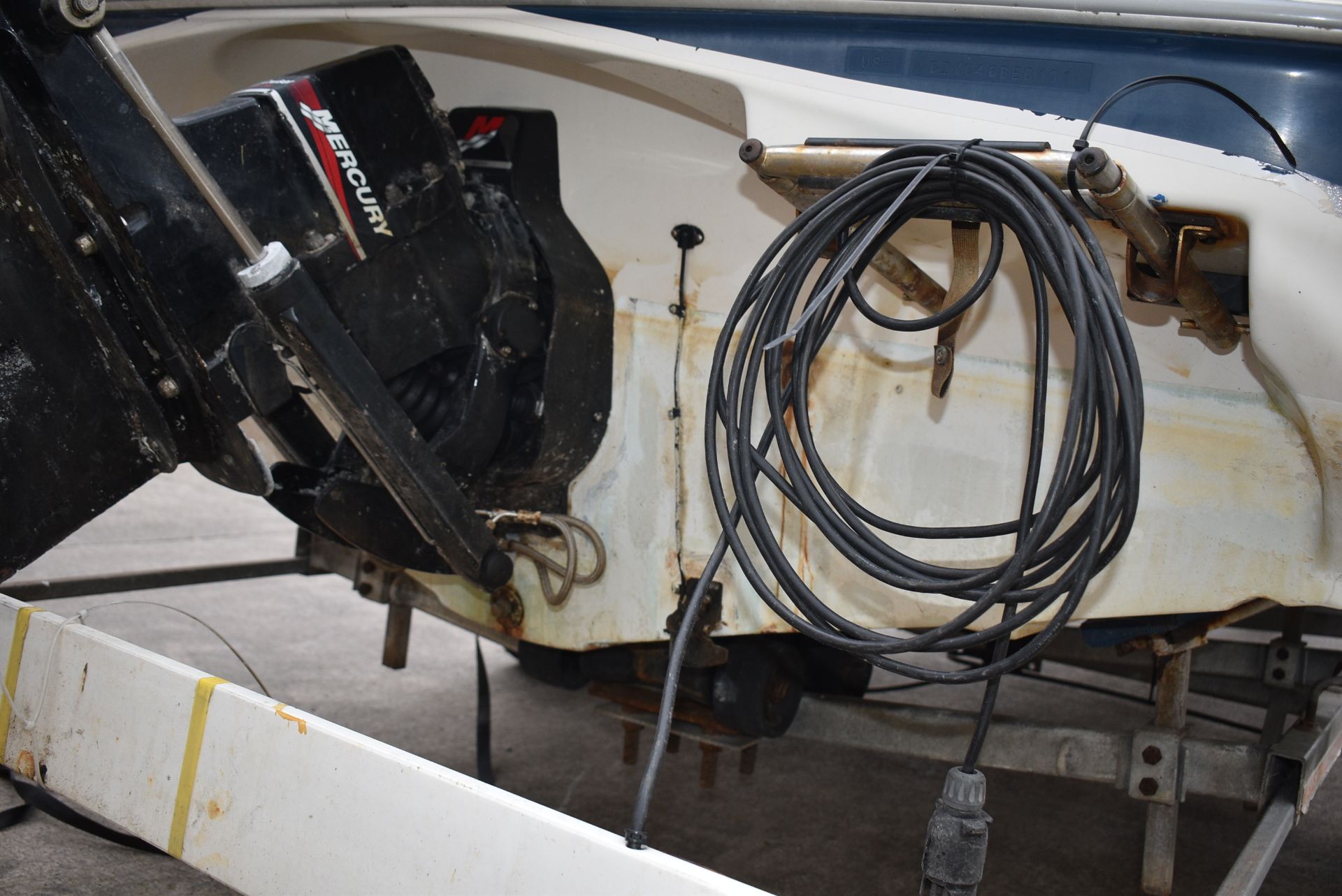 *Bayliner 16ft Ski Boat with Four Cylinder Petrol Engine, Mercury Alpha One Leg, Fusion Stereo, - Image 15 of 18