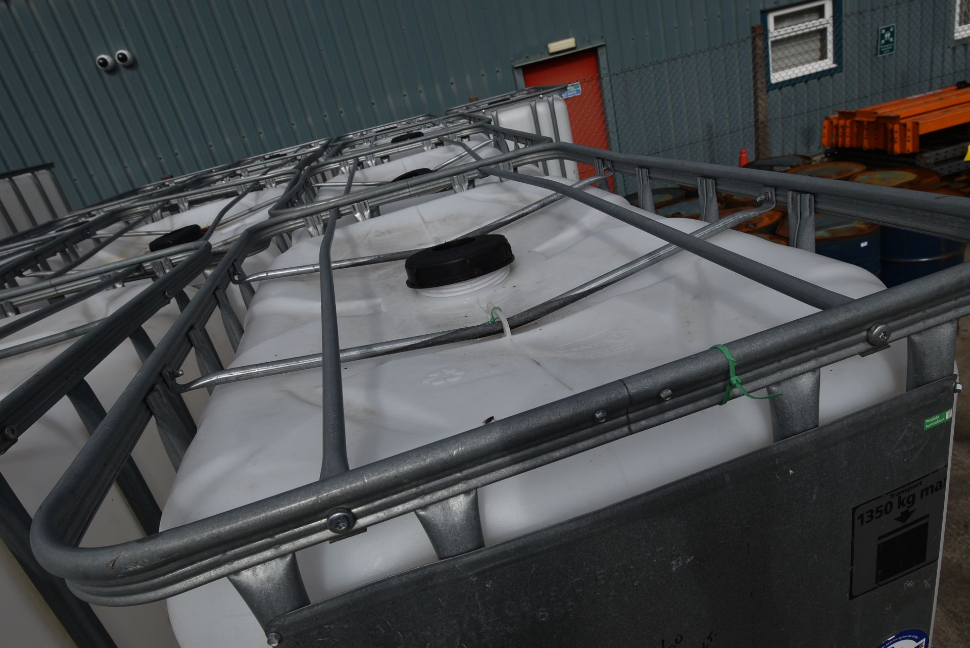 *600L IBC Container with Tap - Image 3 of 3