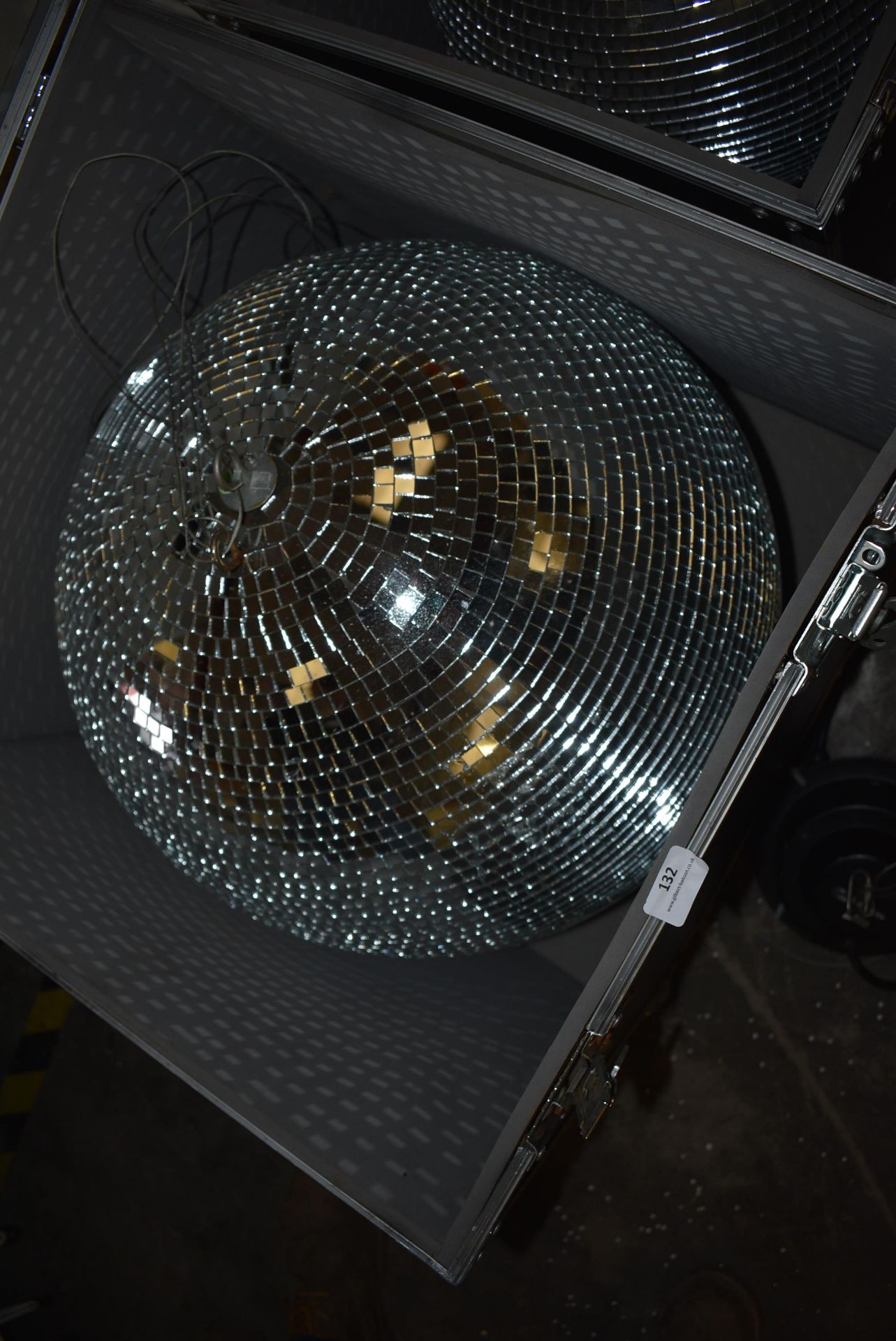 *Large Mirrored Ball with Flight Case, Pinspots and Motor