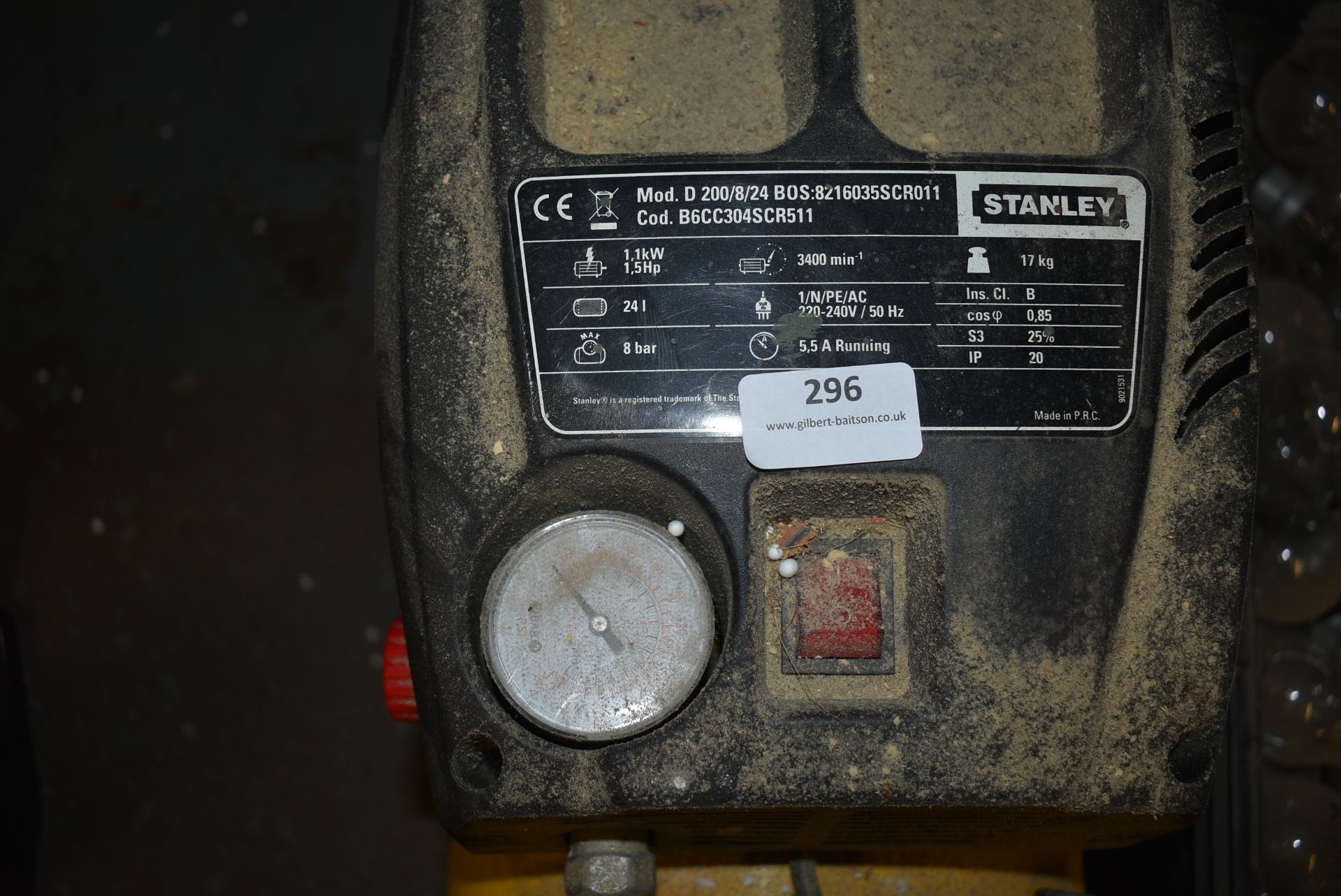 *Stanley 200/8/24 240 Portable Compressor - Image 2 of 2