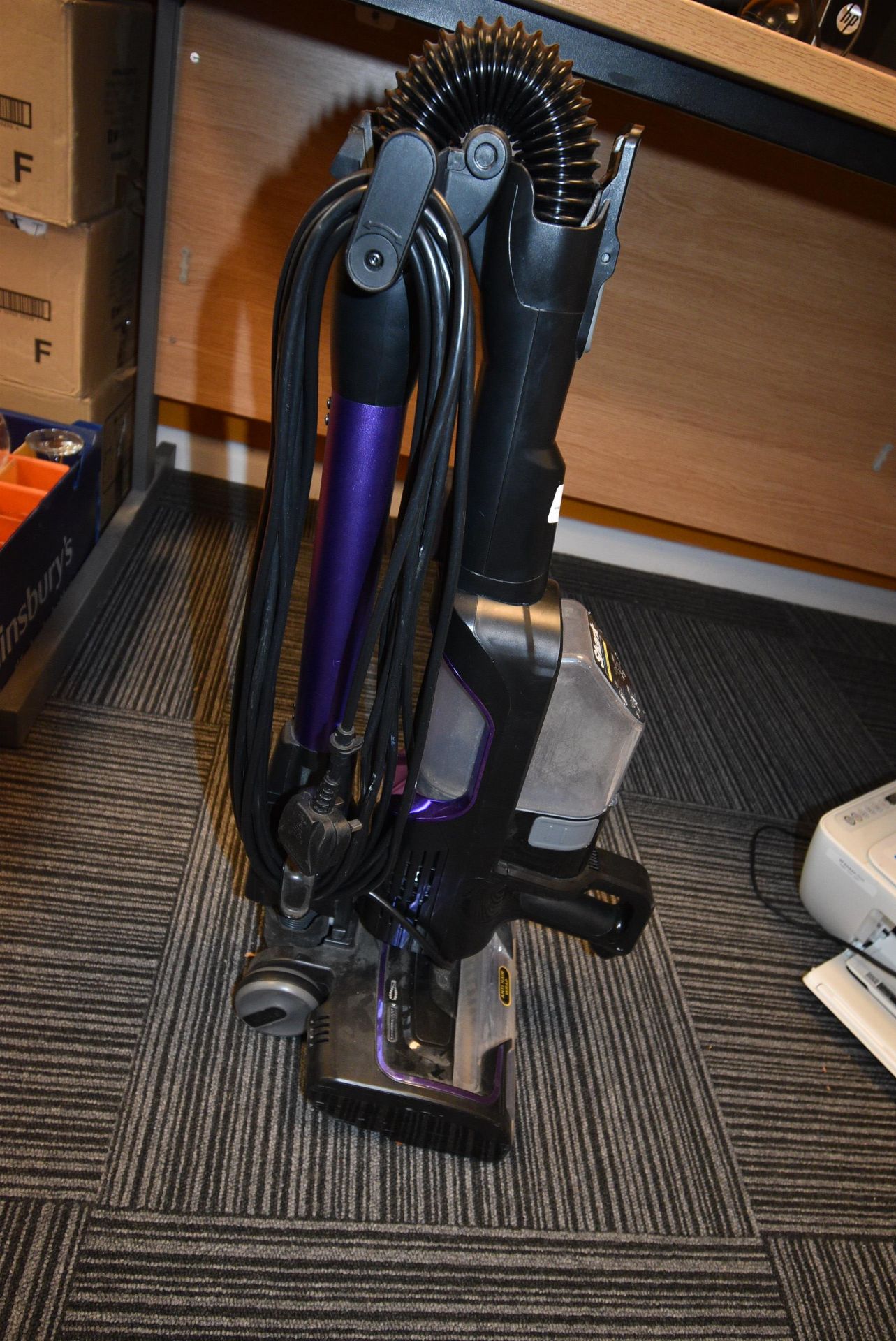 *Shark Upright Corded Vacuum Cleaner - Image 4 of 4
