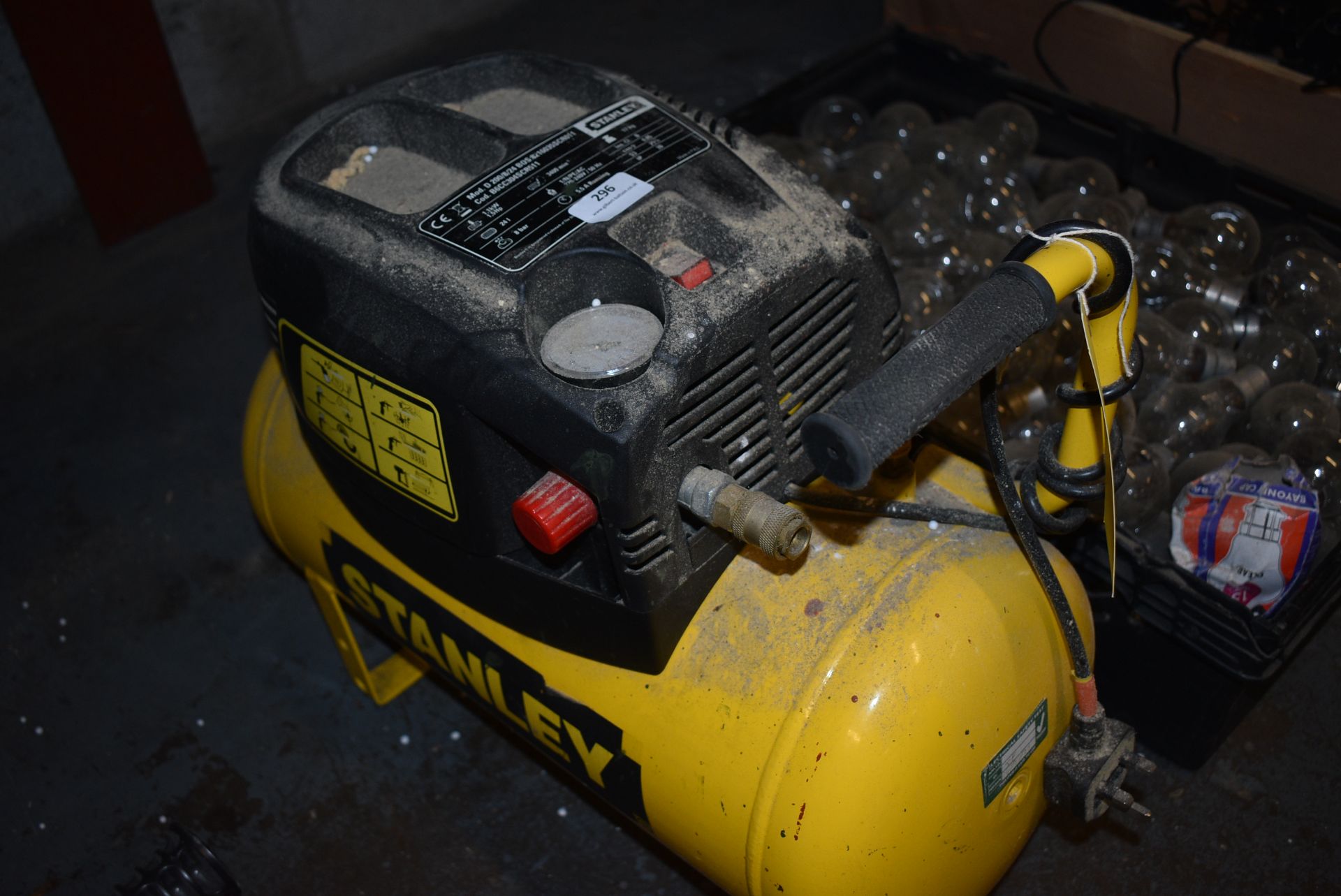 *Stanley 200/8/24 240 Portable Compressor