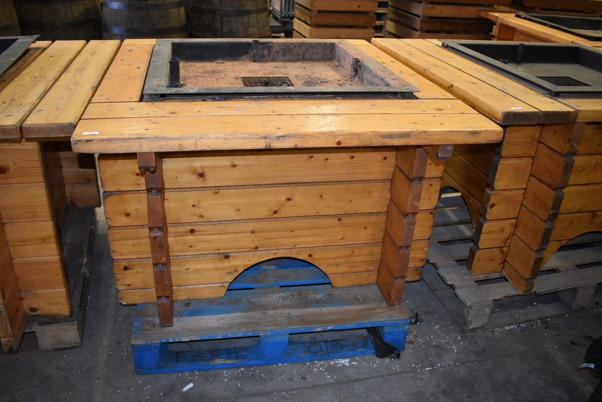 *Firepit with Softwood Surround 120x120x80cm