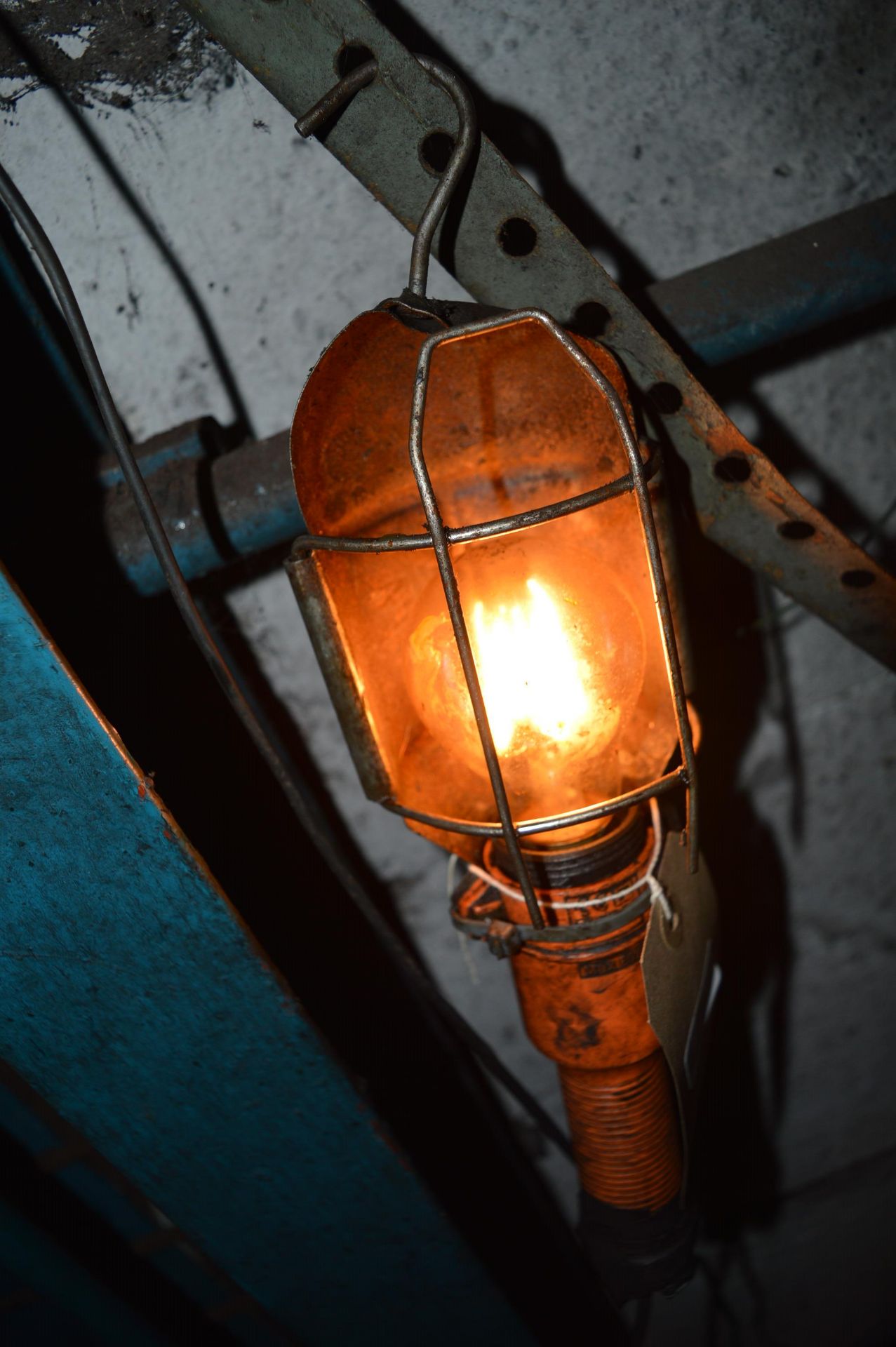 Workshop Inspection Lamp - Image 2 of 2