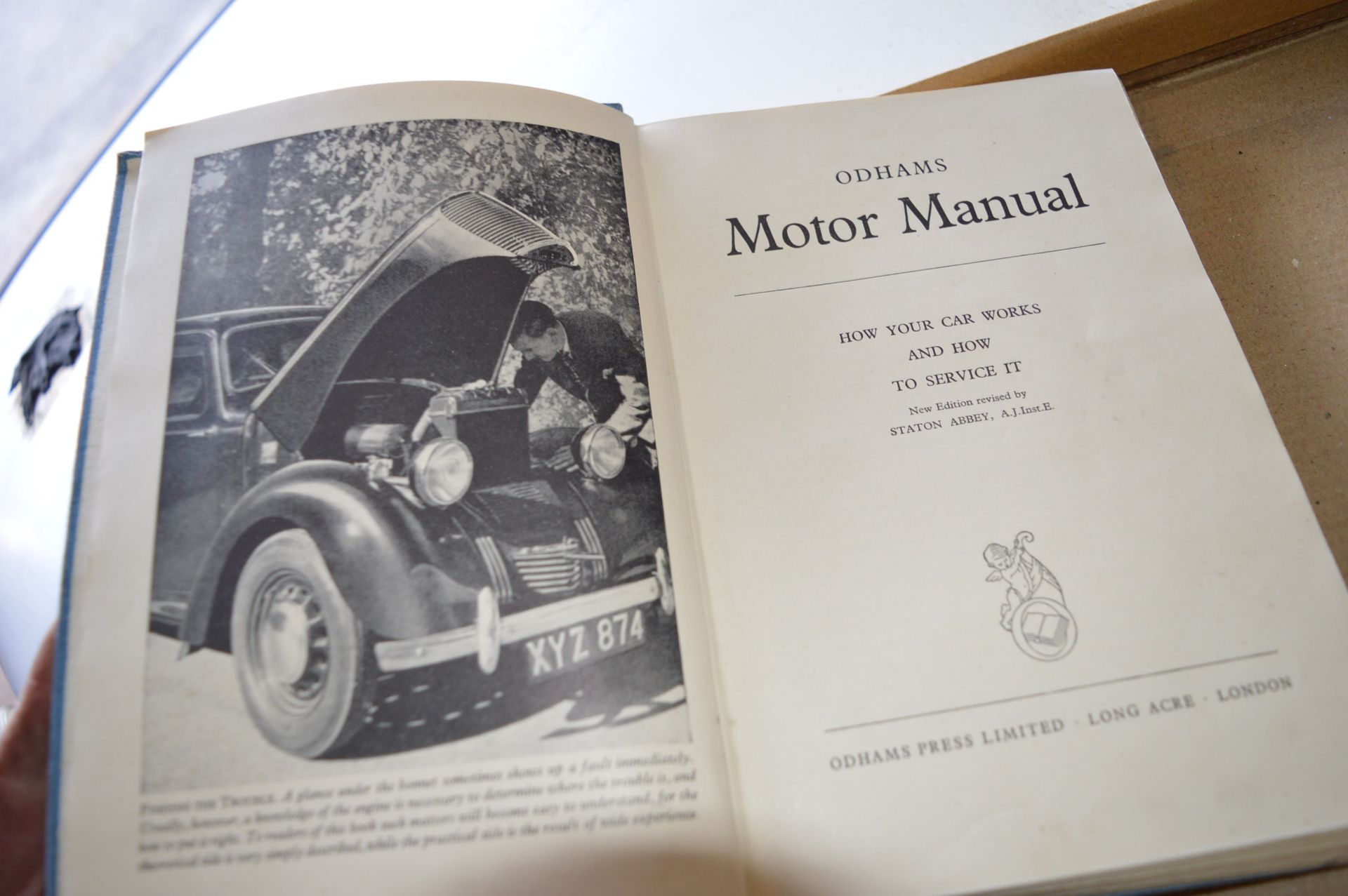 Three Old Books Including The Modern Motor Engineer Vol 1¸ Durhams Motor Manual, and Universal - Image 3 of 5