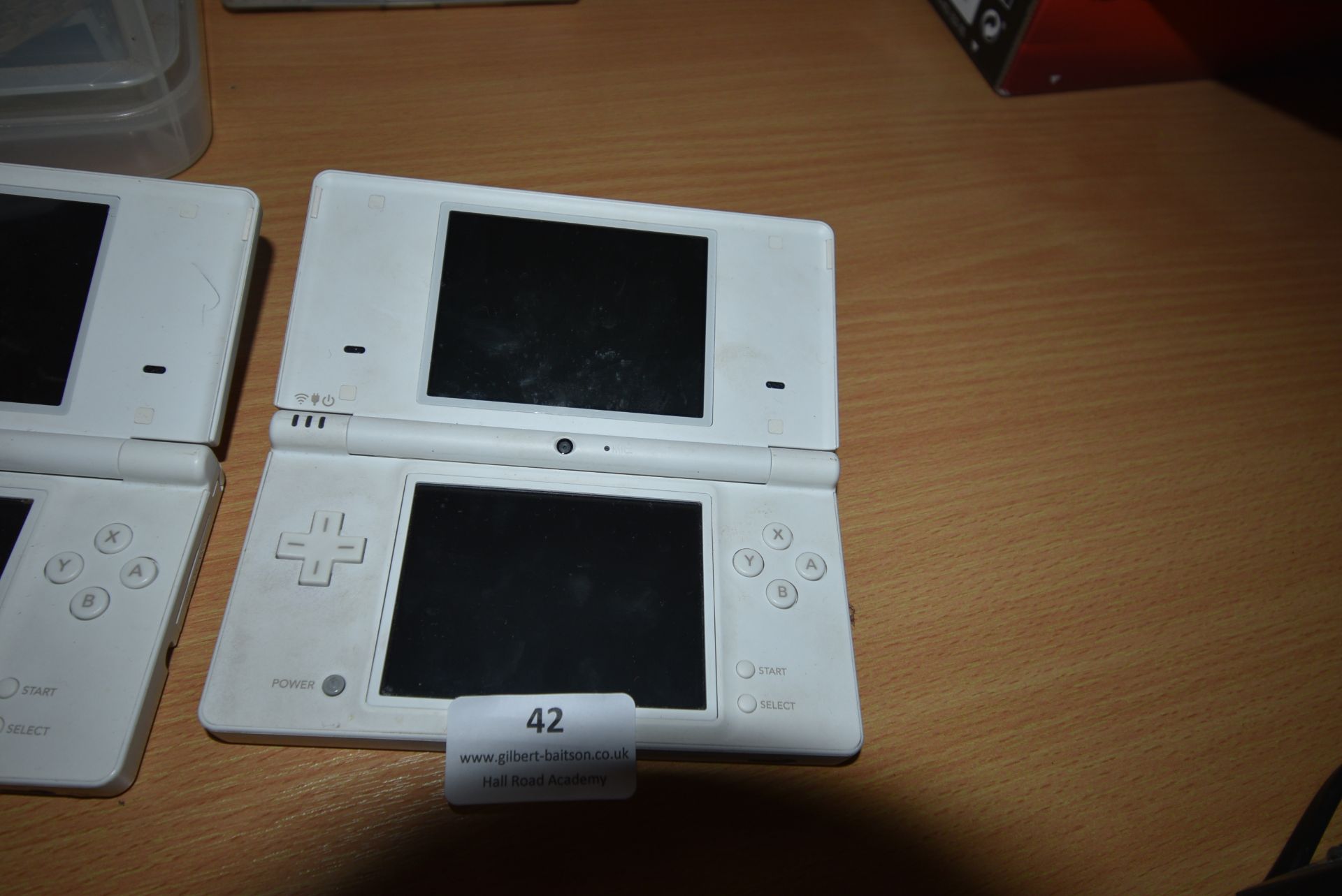 *Nintendo DS (white)