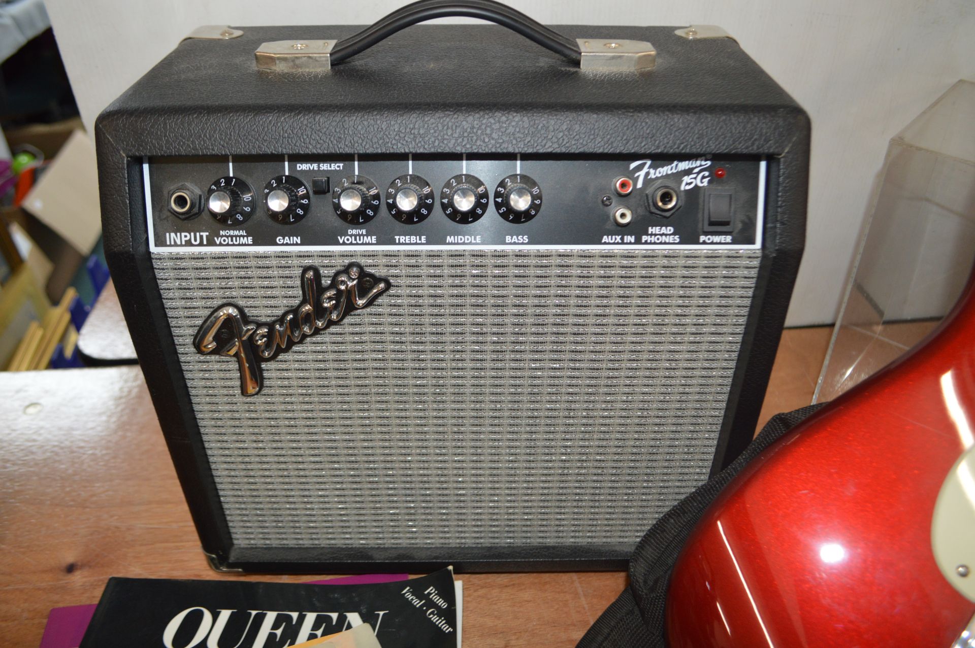 Fender Squier Stratocaster Electric Guitar plus Frontman 15G Amplifier, and Sing Books - Image 3 of 4