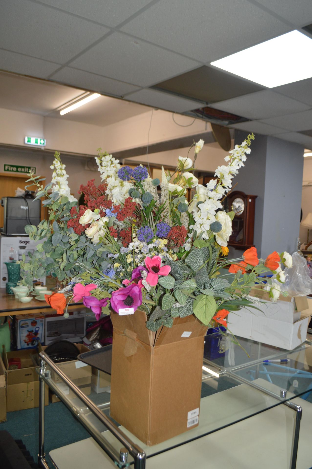 Large Artificial Flower Display - Image 2 of 2