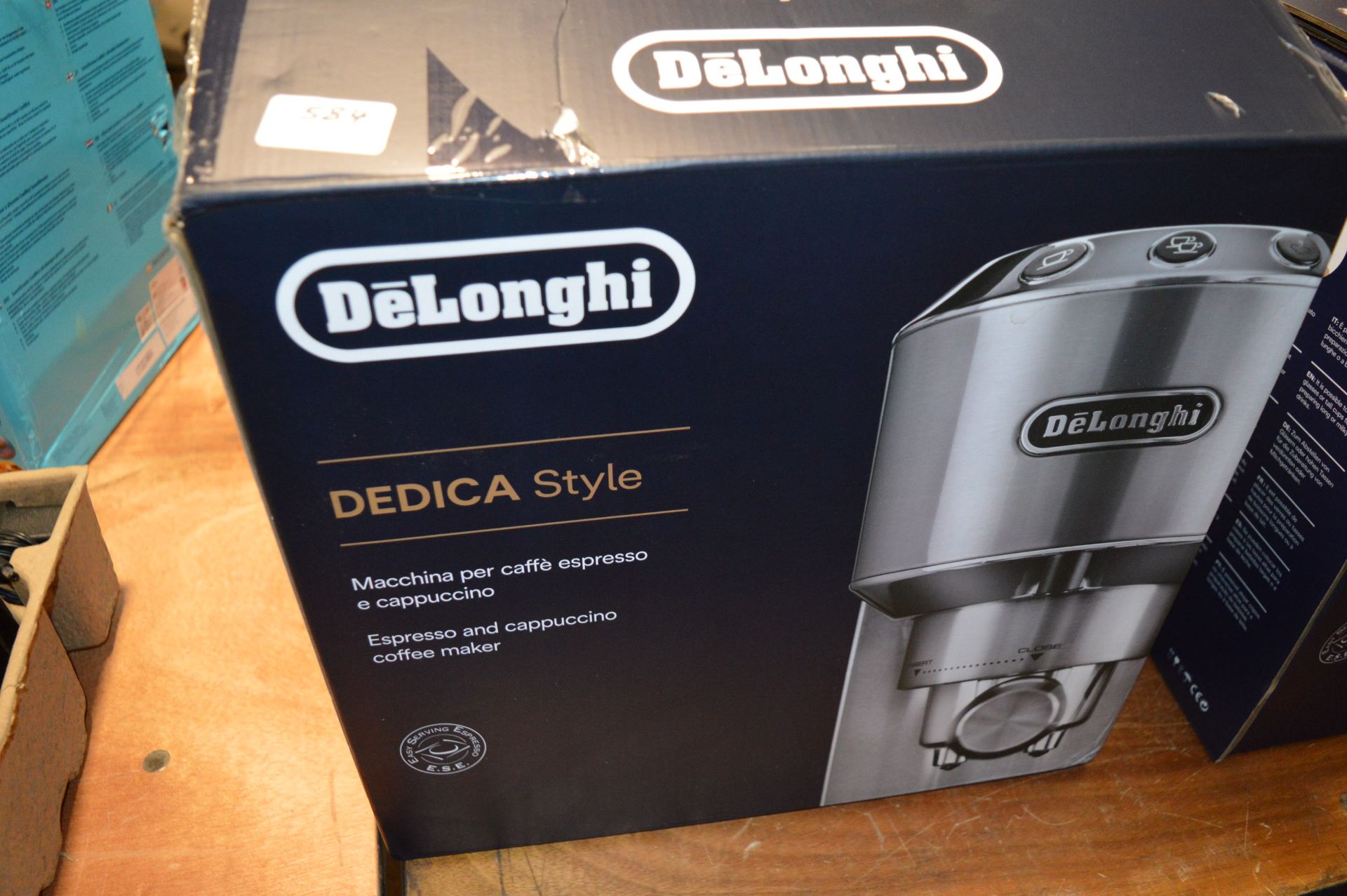 *Delonghi Dedica Style Coffee Machine