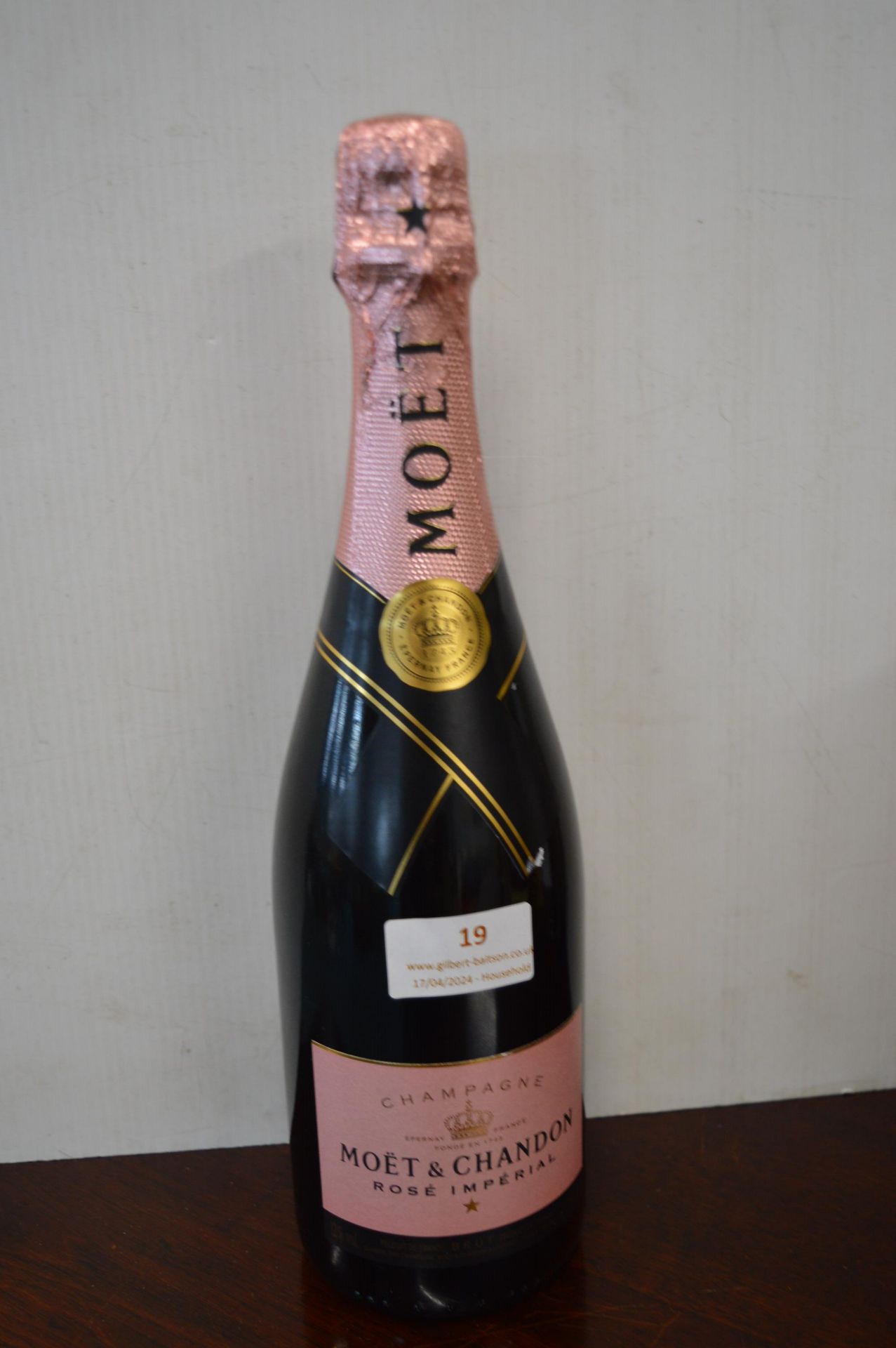 Moet and Chandon Rose Imperial Champagne 75cl