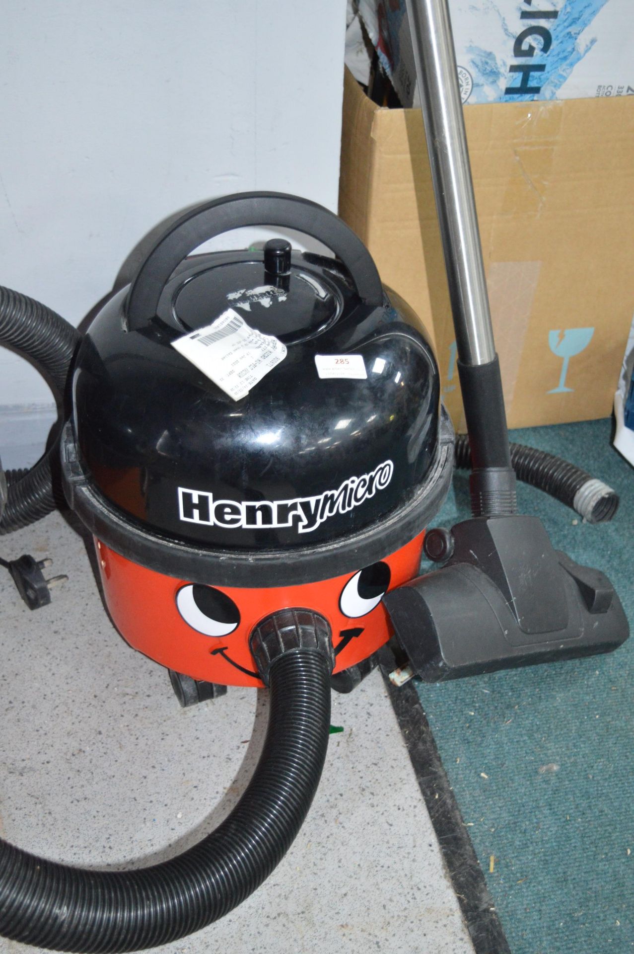 *Henry Micro Vacuum Cleaner (salvage)