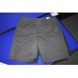 *Kirkland Signature Gent’s Shorts in Grey Size: 38